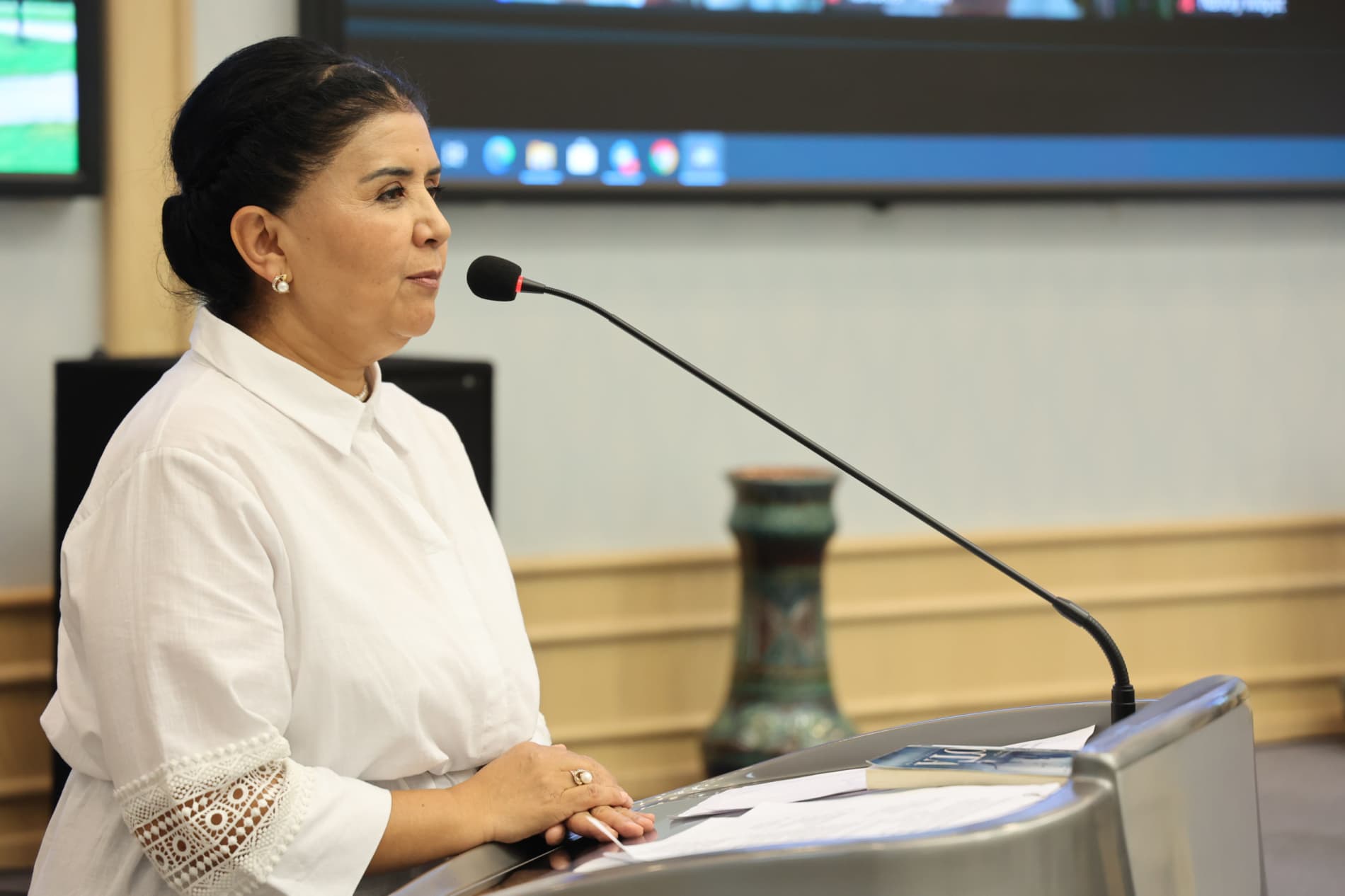“Kitobxon onalar” loyihasi doirasida Ulug‘bek Hamdamning “Ota” romani taqdimoti o‘tkazildi