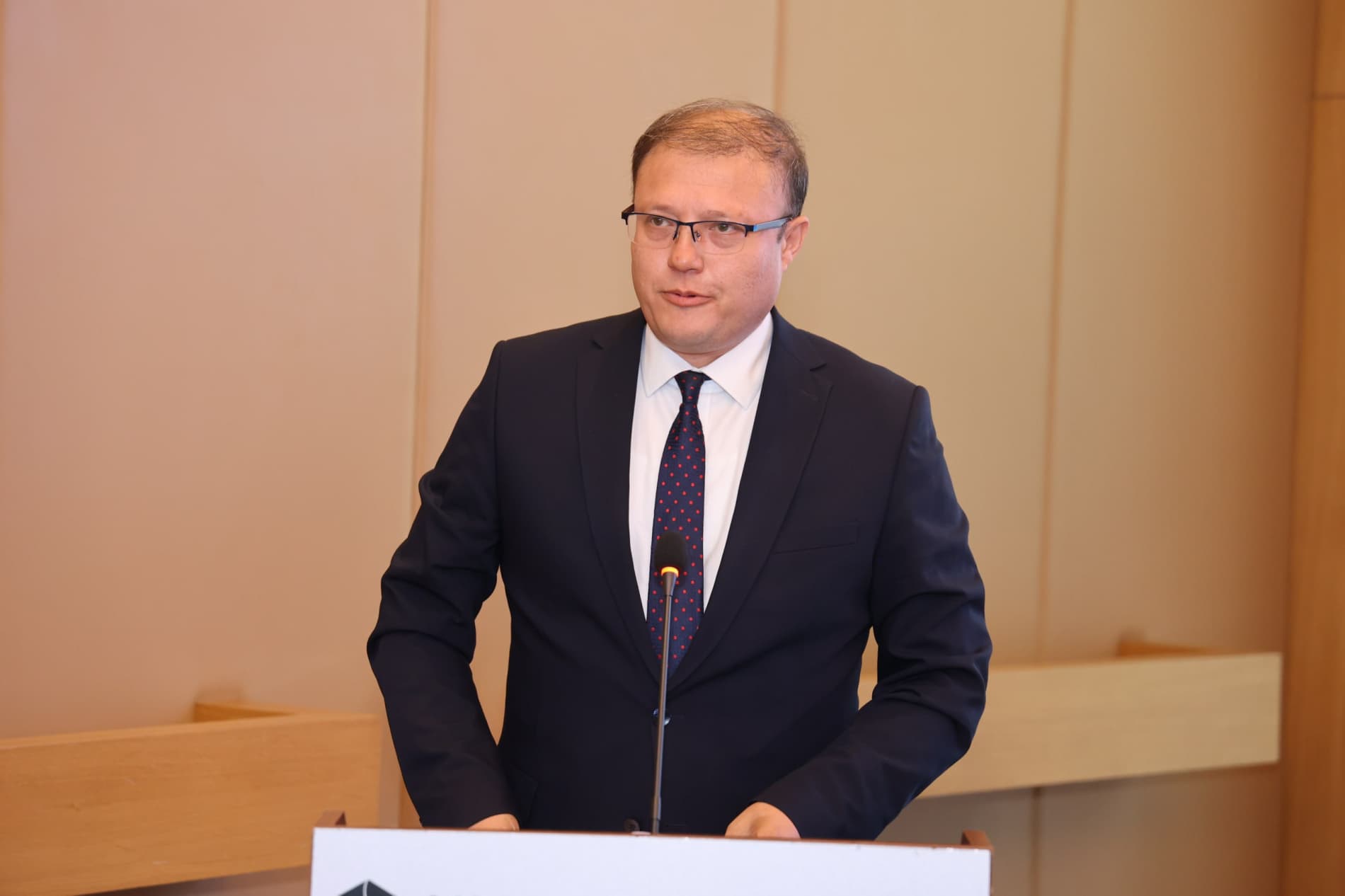 Ayollar mehnat migratsiyasi: huquqiy himoyadan iqtisodiy barqarorlik sari