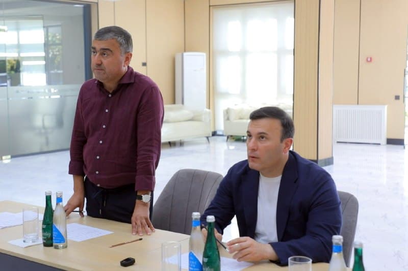Тошкент шаҳар солиқ бошқармаси бошлиғи Олмазор тумани ёшлари билан очиқ мулоқот ўтказди