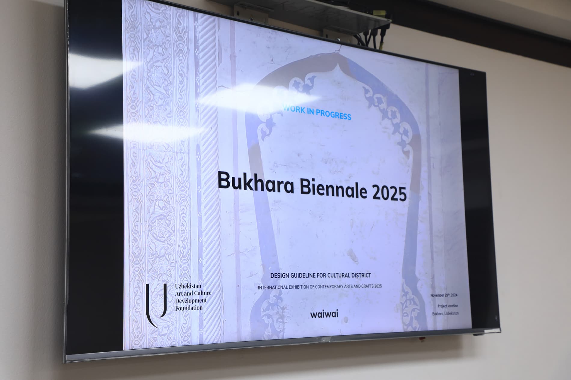 Халқаро замонавий санъат биенналесини юқори савияда ўтказиш масалалари муҳокама қилинди