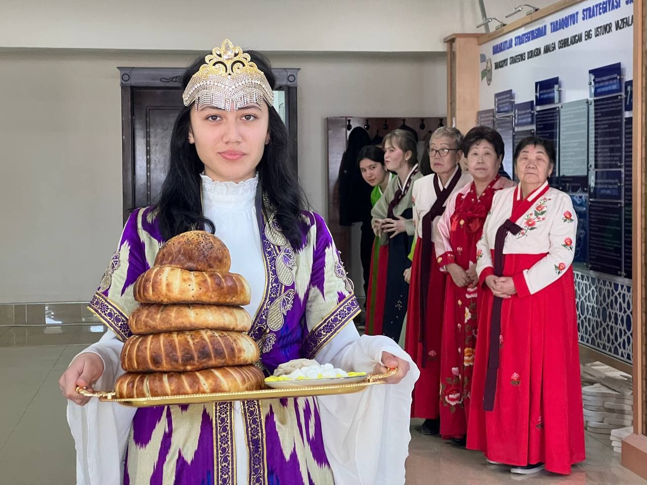 “Himchan” клиникаси Бухоро филиали раҳбари Леэ Жаэ Сеоп Ғиждувонда бўлди