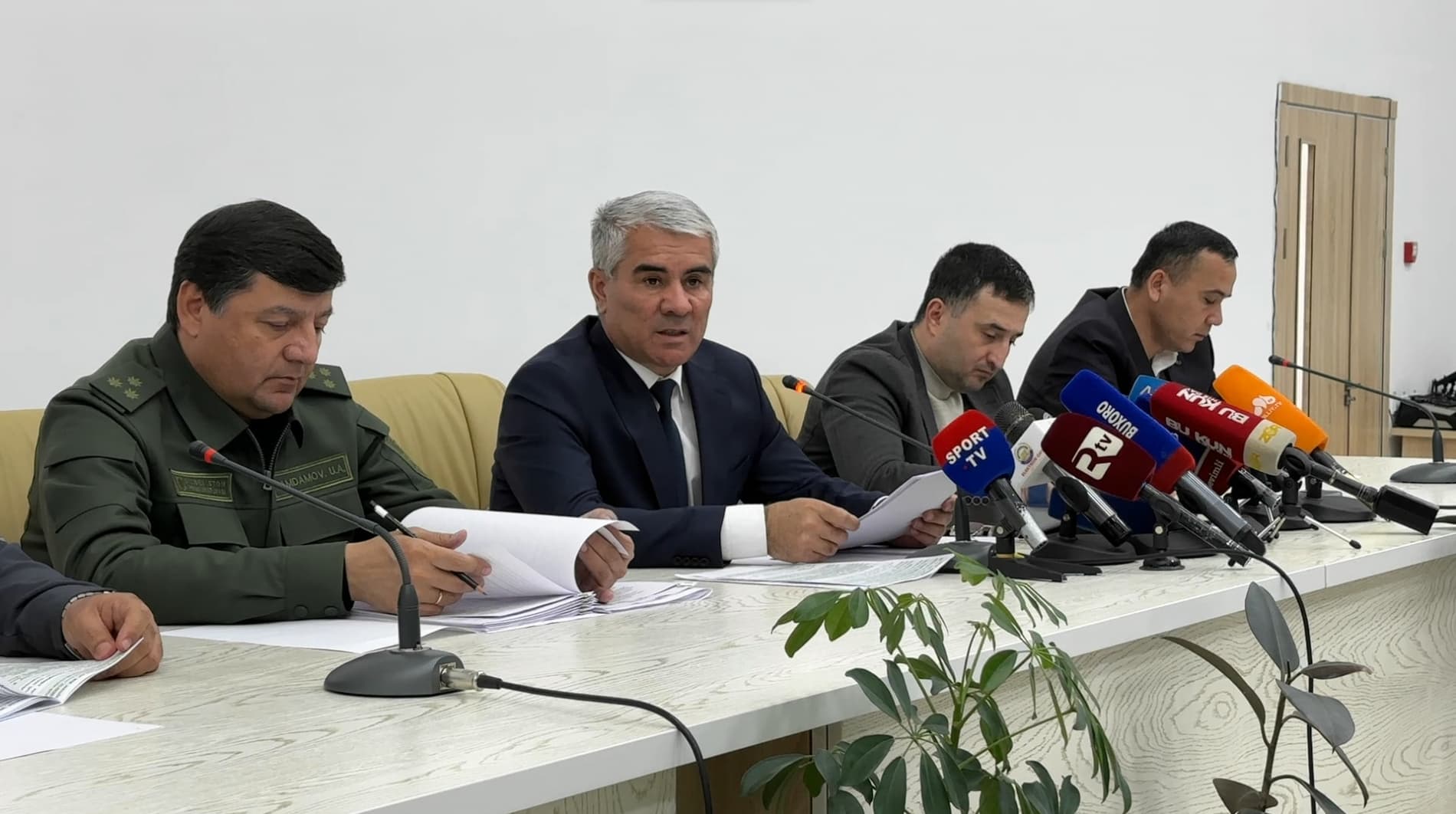 Botir Zaripov ommaviy axborot vositalari xodimlari, jurnalist va blogerlar bilan muloqot qildi