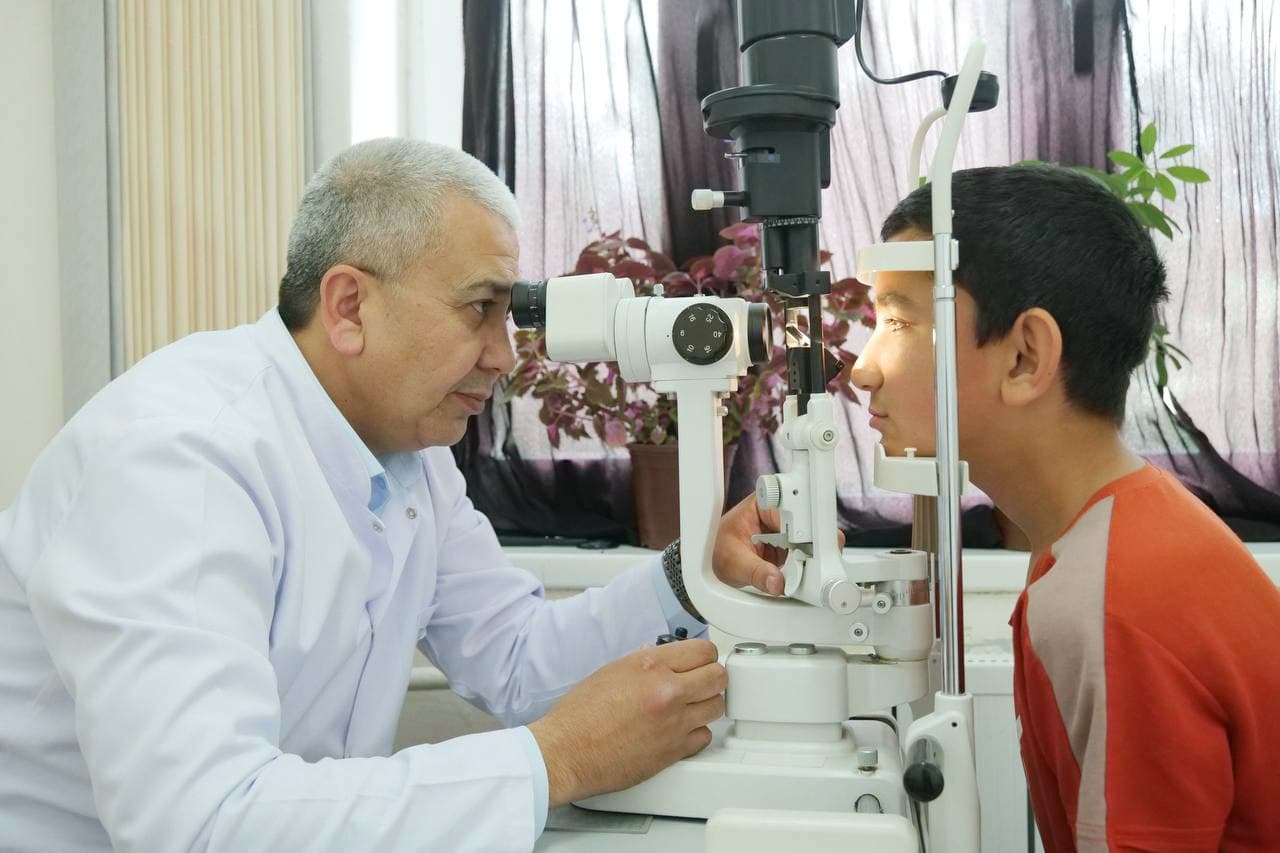 Пешку туманида навбатдаги тиббий кўрик ва жарроҳлик амалиётлари ўтказилди