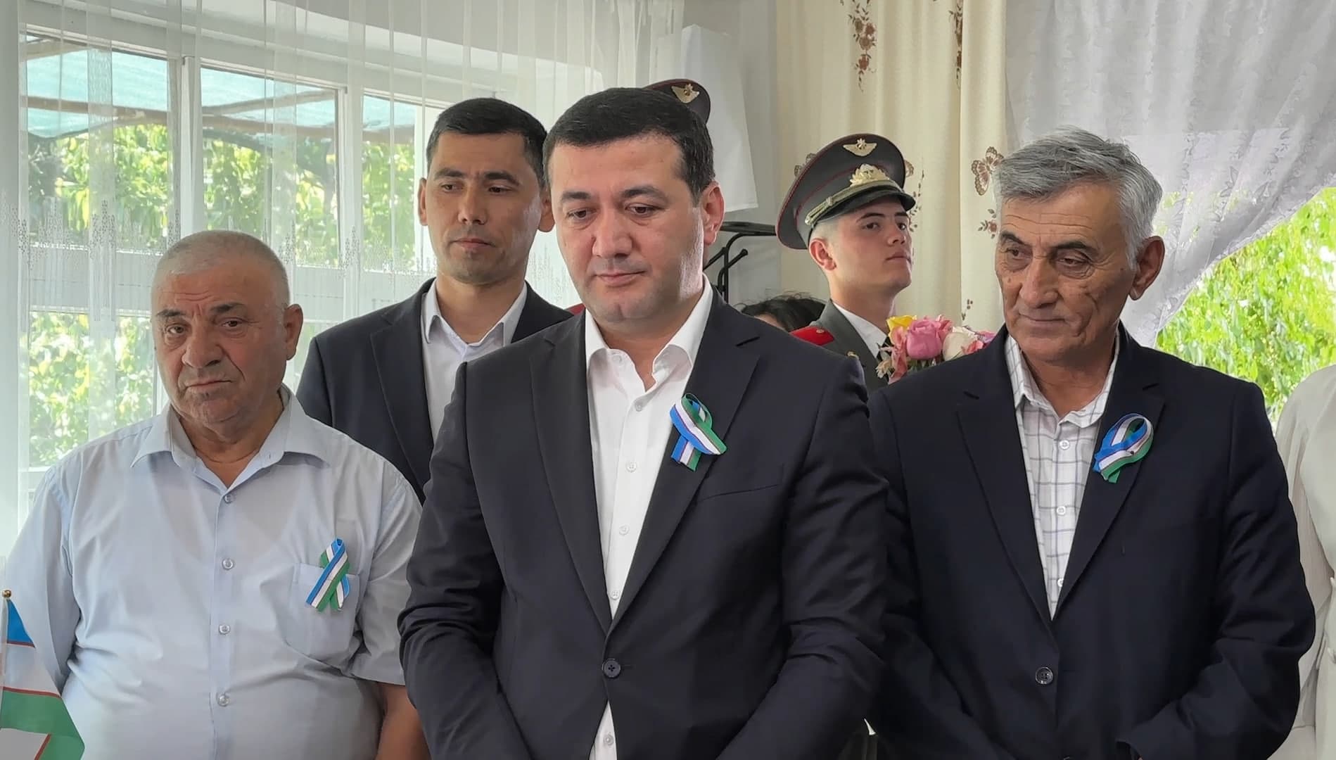 Botir Zaripov buxorolik urush qatnashchilariga Prezident tabrigini yetkazdi