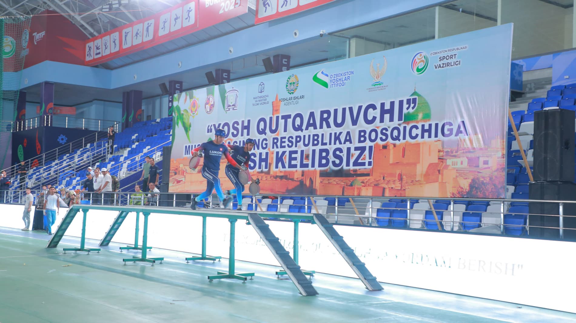 Buxoroda “Yosh qutqaruvchi” harbiy-sport musobaqasining respublika bosqichi oʻtkazilmoqda