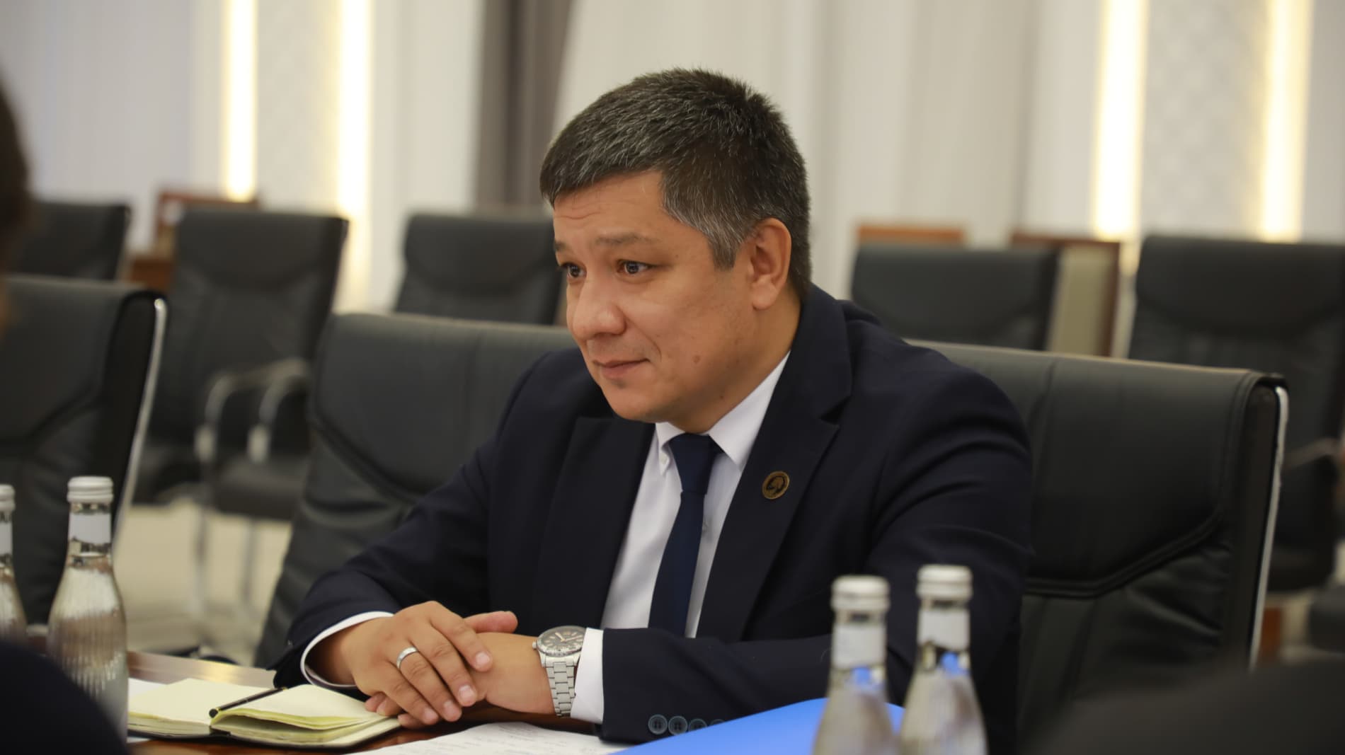 Botir Zaripov “Ibn Sino” jamoat fondi boshqaruvi raisi Nozimjon Mahmudovni qabul qildi