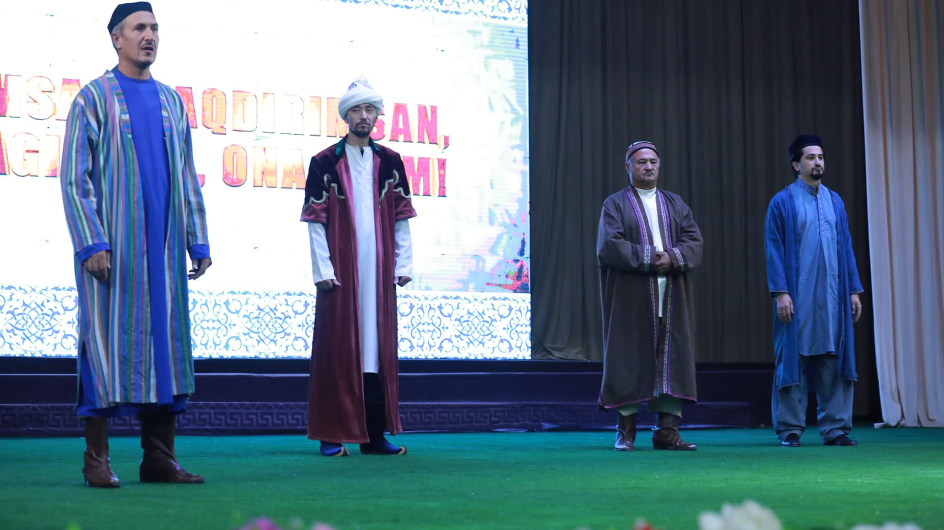 Oʻzbek tili bayrami Buxoroda ham keng tantana qilinmoqda