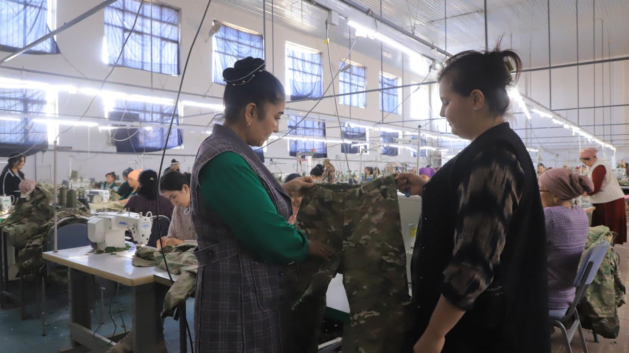 Qorakoʻl: Chovli mahallasidagi “Uniteks” MCHJ imkoniyatlarini kengaytirmoqda