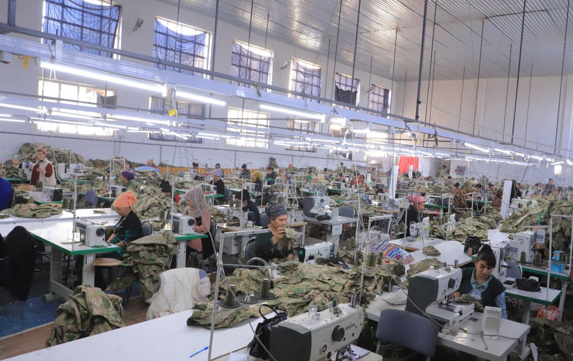 Qorakoʻl: Chovli mahallasidagi “Uniteks” MCHJ imkoniyatlarini kengaytirmoqda