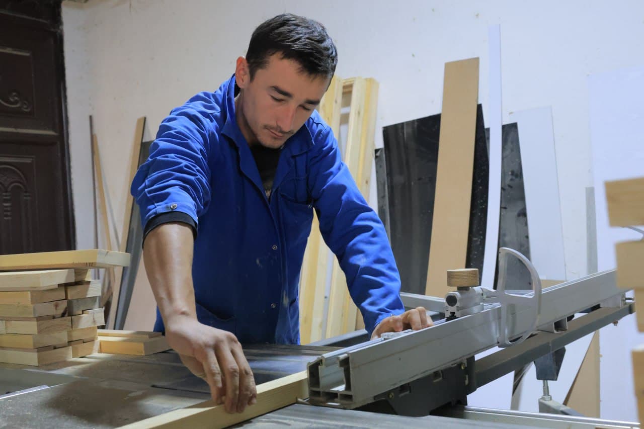 Kogon: “Siyozpoyon”da yosh hunarmand Sardor Toyirov oʻz ustaxonasiga ega