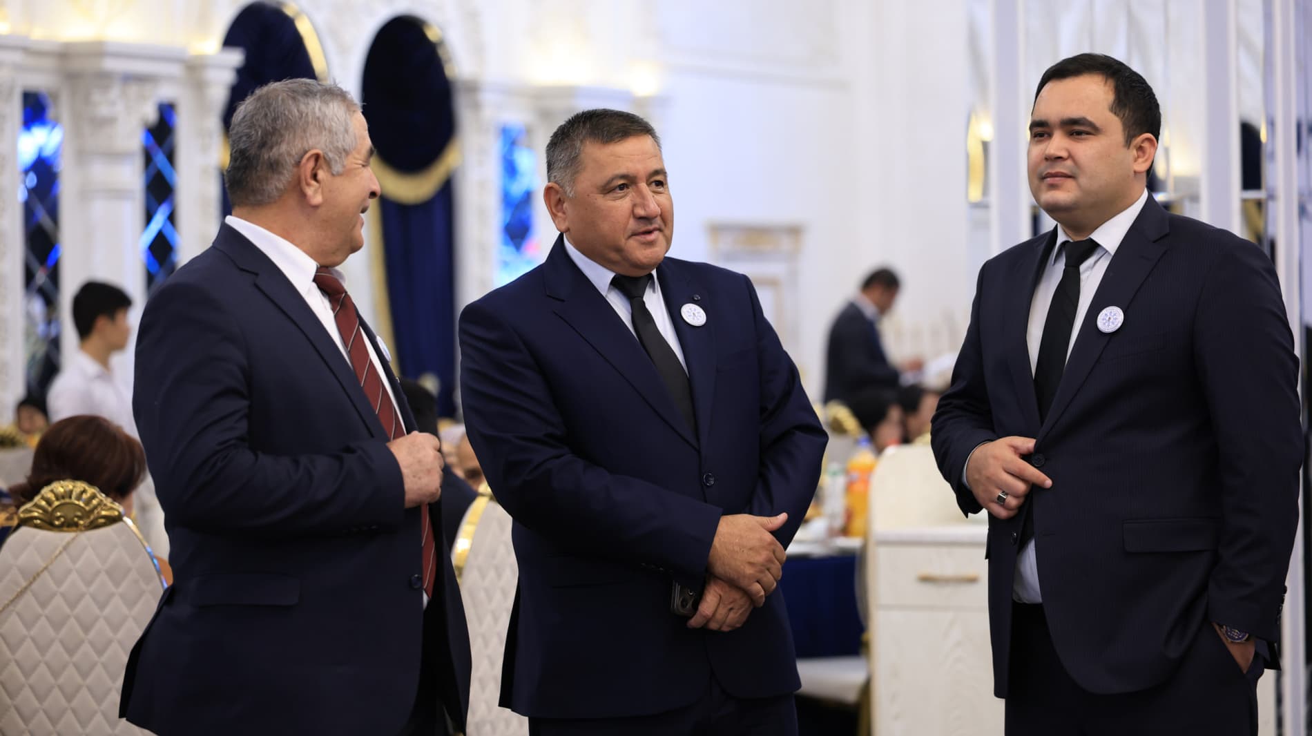 Бухоролик тиббиёт ходимлари шарафланди