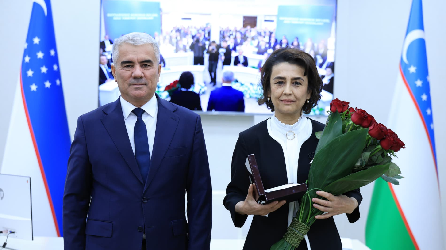 Бухоролик тиббиёт ходимларига давлат мукофотлари топширилди