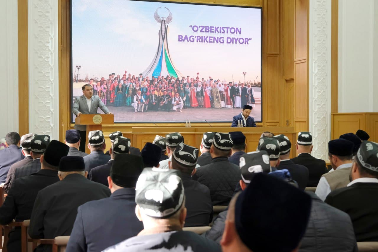 Бухороликлардан бир гуруҳи “Диний бағрикенглик” кўкрак нишони билан тақдирланди