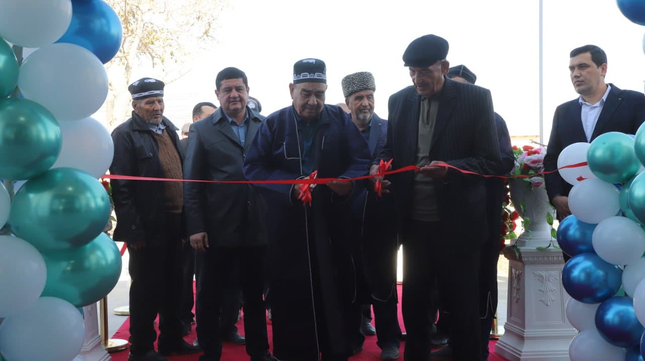 Viloyat hokimiga murojaatdan soʻng: Qorakoʻl tumanining “Chandirobod” va “Qozon” mahallalaridagi oilaviy shifokorlik punktlari ham yangi qiyofaga kirdi