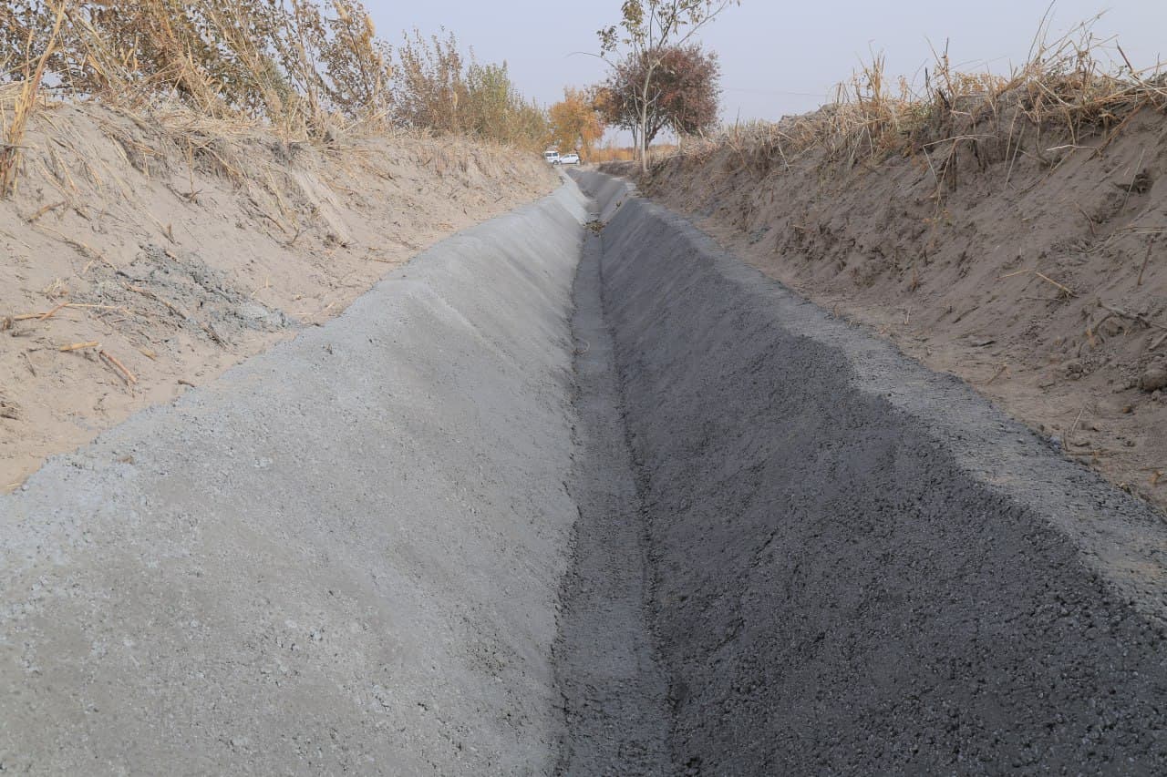 Kogon: Bahouddin Naqshband, Beklar va Kogon mahallalaridagi ariqlar oʻzani betonlashtirilmoqda