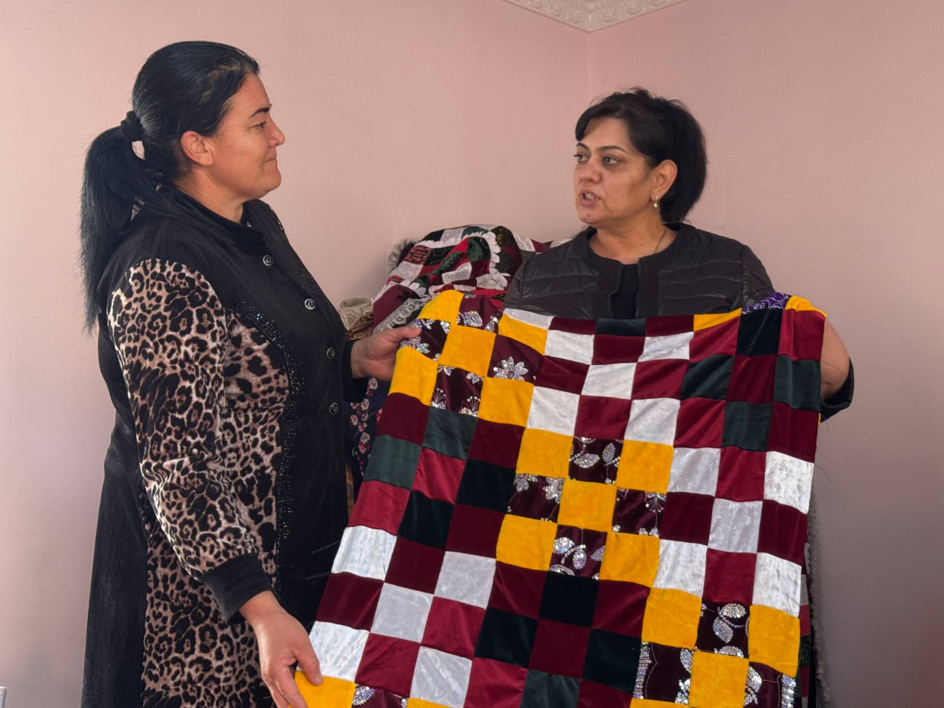 Shofirkon: talisafedlik Feruza Sodiqova quroqchilikdan yaxshigina moddiy manfaat topmoqda