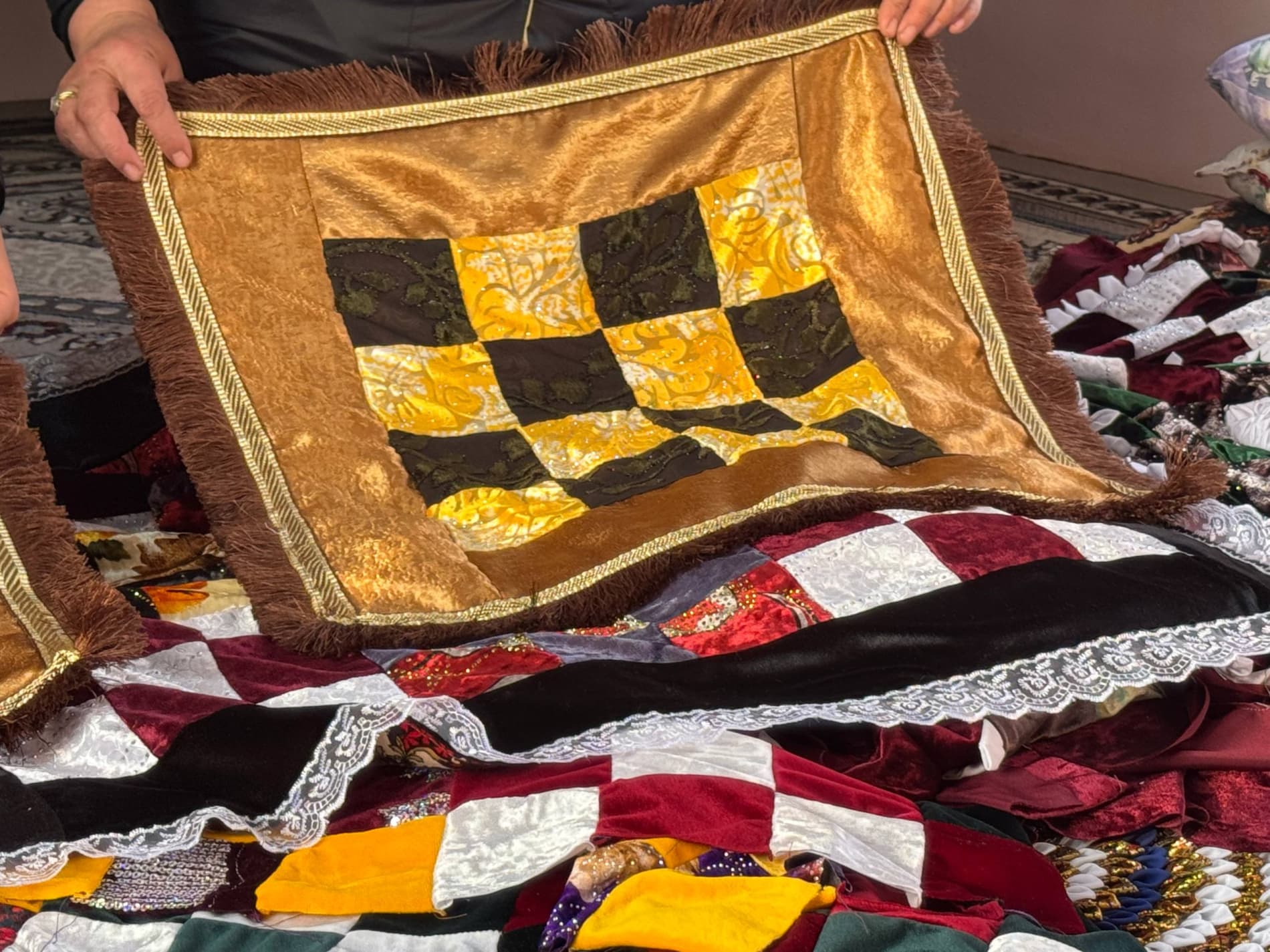 Shofirkon: talisafedlik Feruza Sodiqova quroqchilikdan yaxshigina moddiy manfaat topmoqda