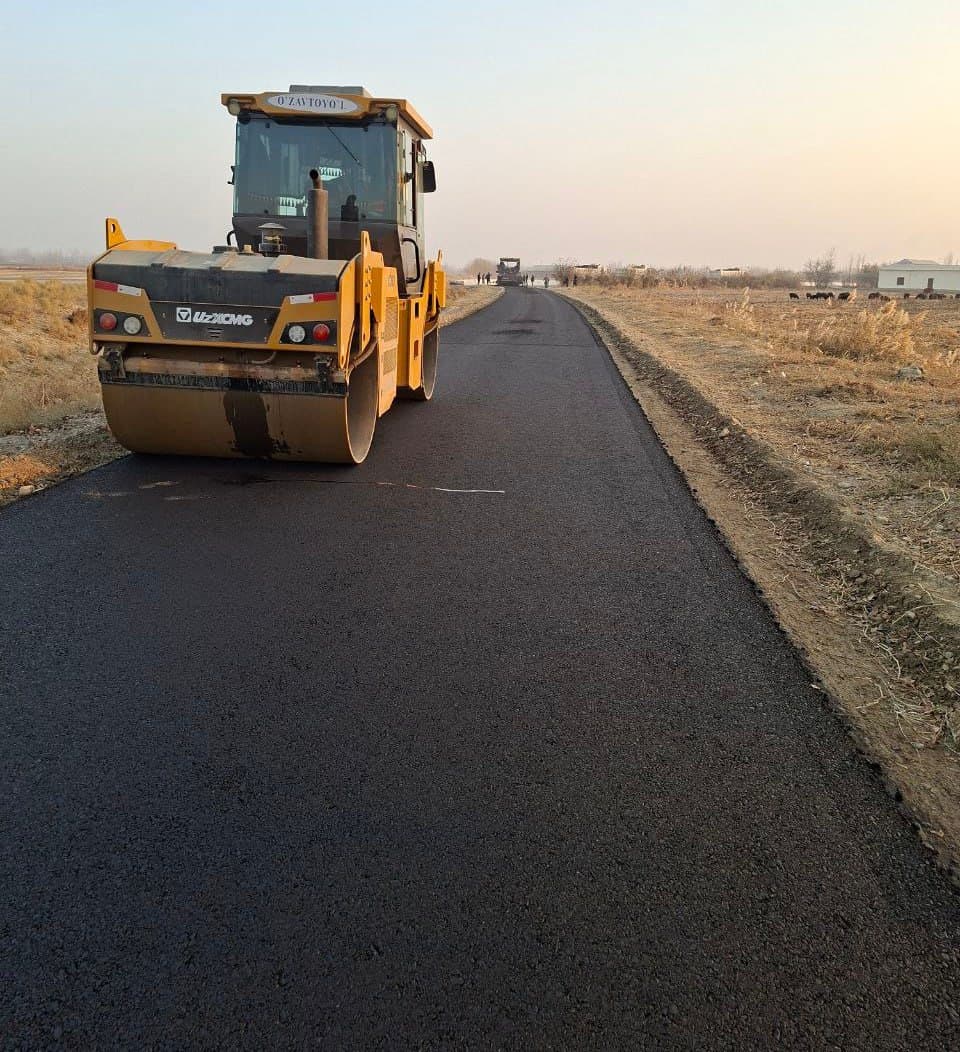 Қоракўл: “Ташаббусли бюджет” туфайли Қораҳожи маҳалласи йўли асфальтлаштирилмоқда