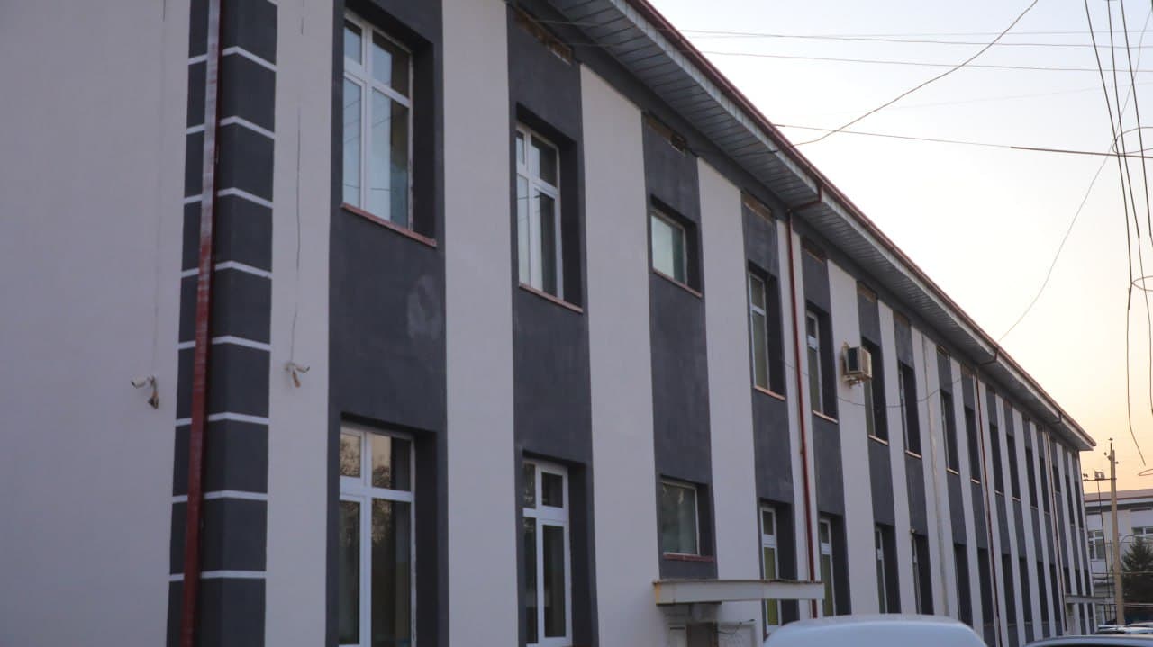 Olot: "Tashabbusli budjet" tufayli tibbiyot birlashmasi binosi yangicha qiyofa kasb etmoqda