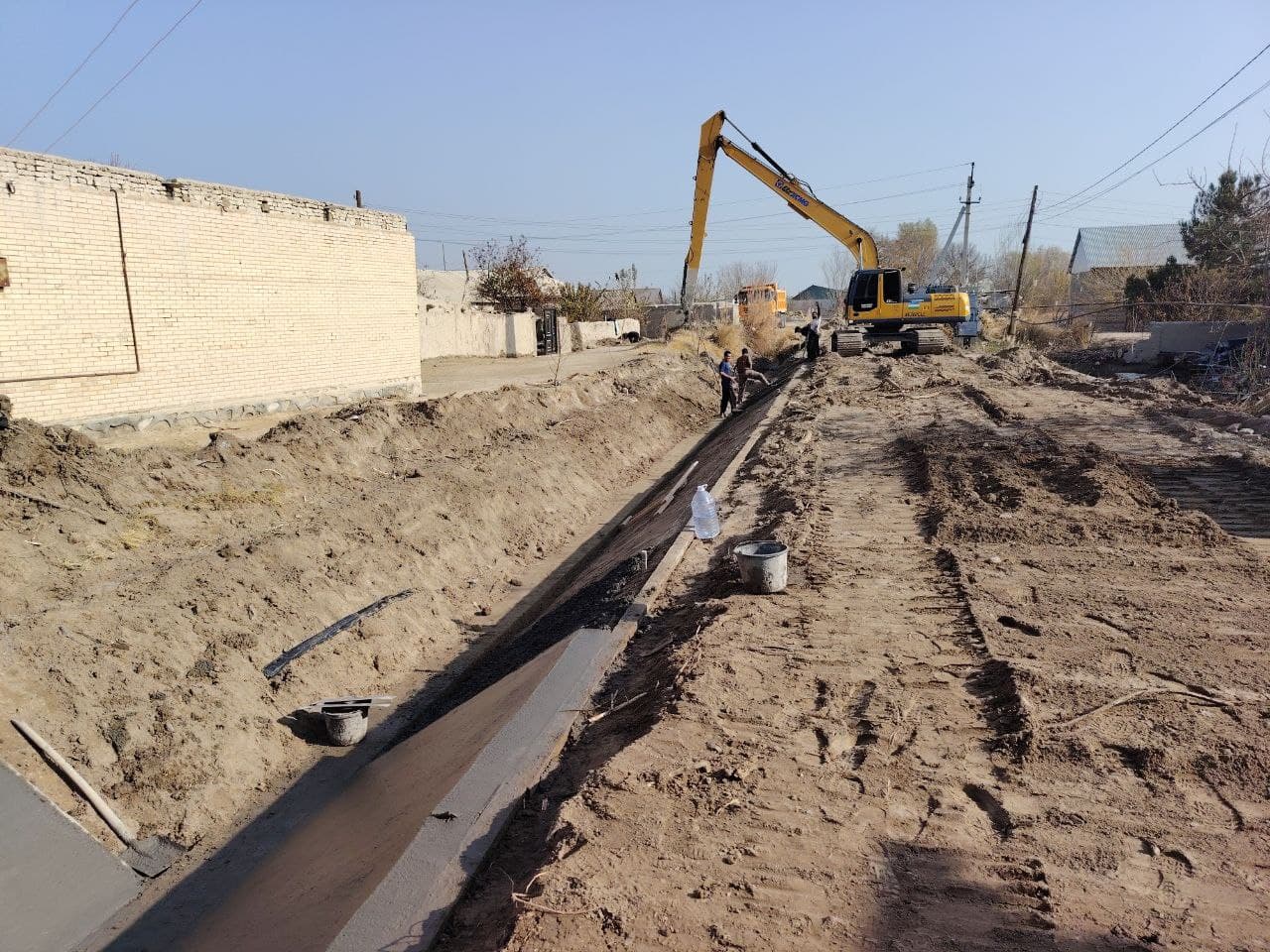 Kogon: “Sultonobod” va “Choʻkati” ariqlarioʻzani betonlashtirilmoqda