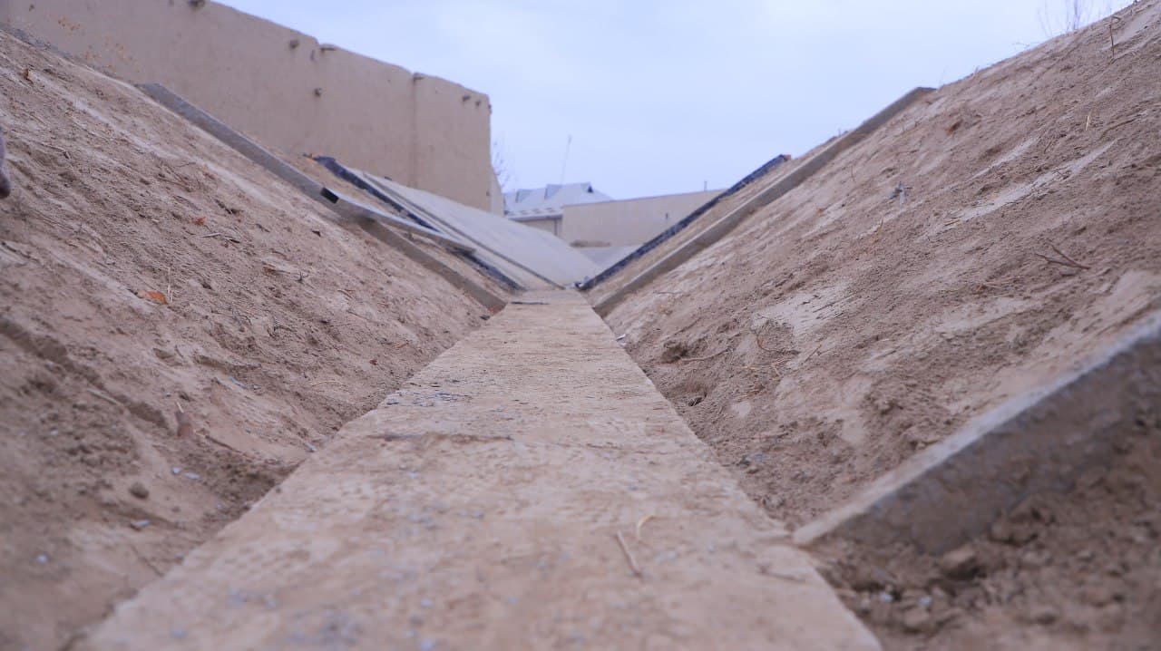 Qorakoʻl: "Ziyorat" kanalining 9 ming metr oʻzani betonlashtirilmoqda