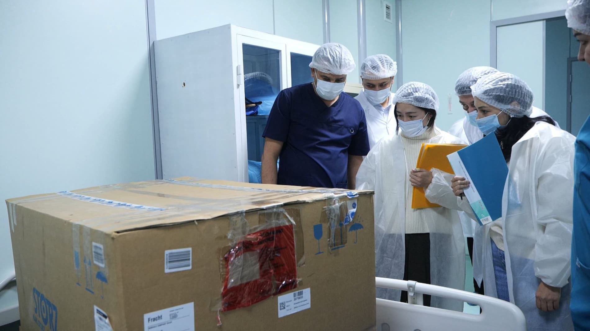 Япониянинг Ўзбекистондаги элчихонаcи ходими Мисаки Аихара бошчилигидаги делегация Бухорода