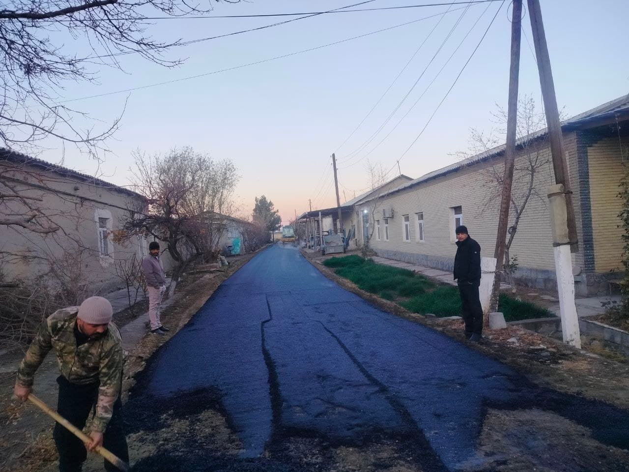 Kogon tumani: “Oʻzbekiston”, “Suxor” va boshqa mahallalarda qariyb bir kilometr yoʻl asfaltlashtirildi