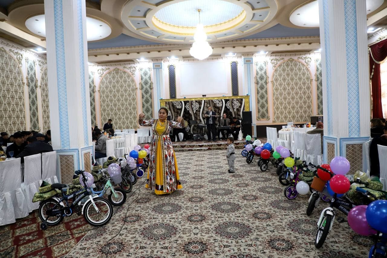 Buxoro tumanida 22 nafar bolajonning sunnat toʻyi nishonlandi