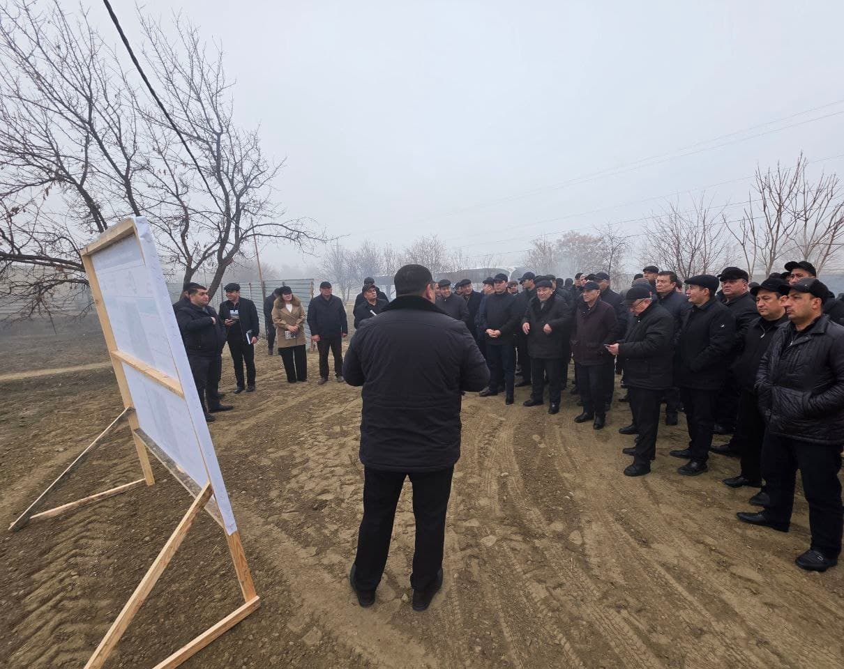 Ромитан: “Romstar”, “Muhammadzohid Azim Buxoro” каби корхоналарда бизнес лойиҳалари кўздан кечирилди