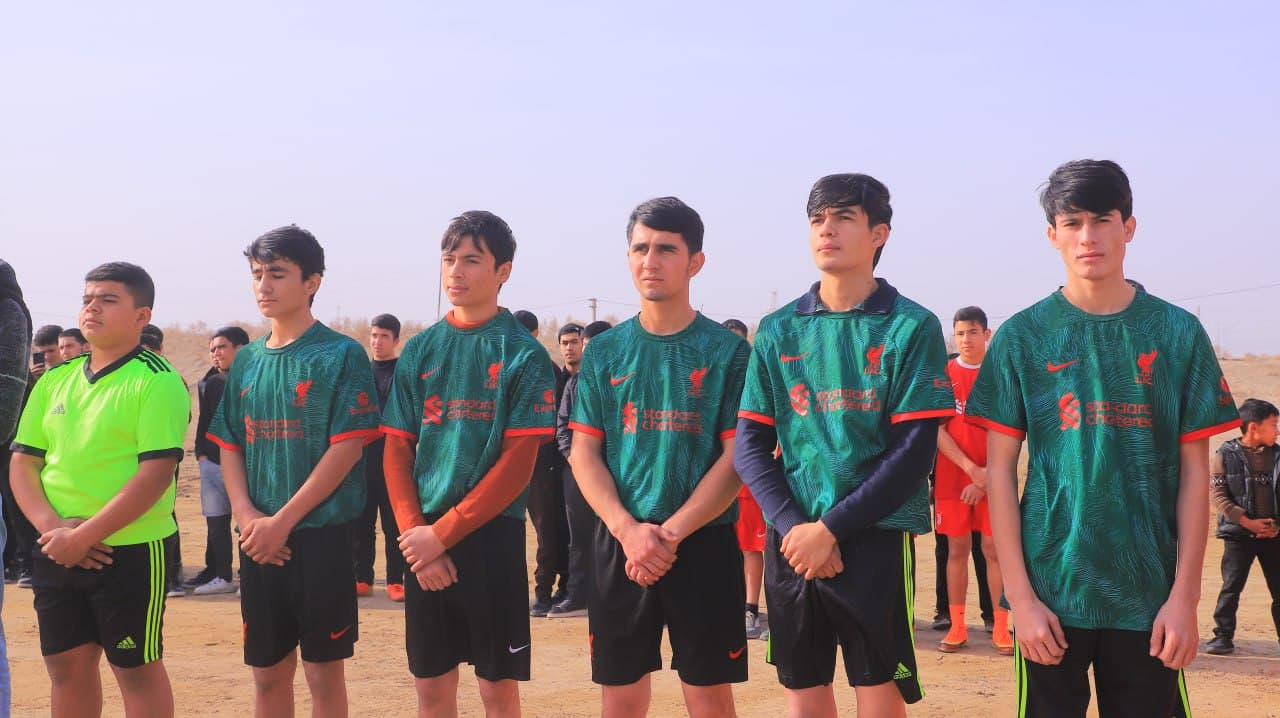 Qorakoʻl: yosh sportsevarlar uchun mini futbol maydoni foydalanishga topshirildi