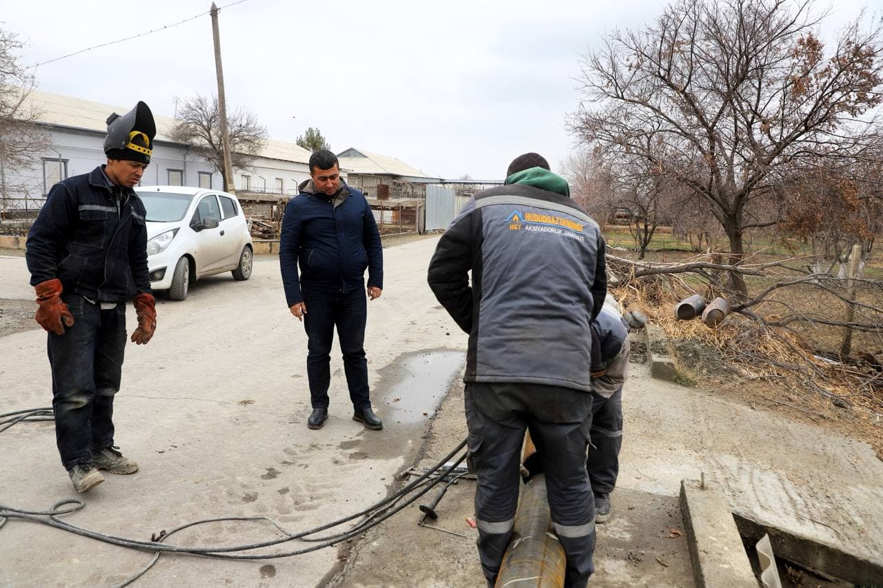 Buxoro tumani: mingdan ortiq xonadonning “zangori olov” taʼminoti yaxshilanmoqda