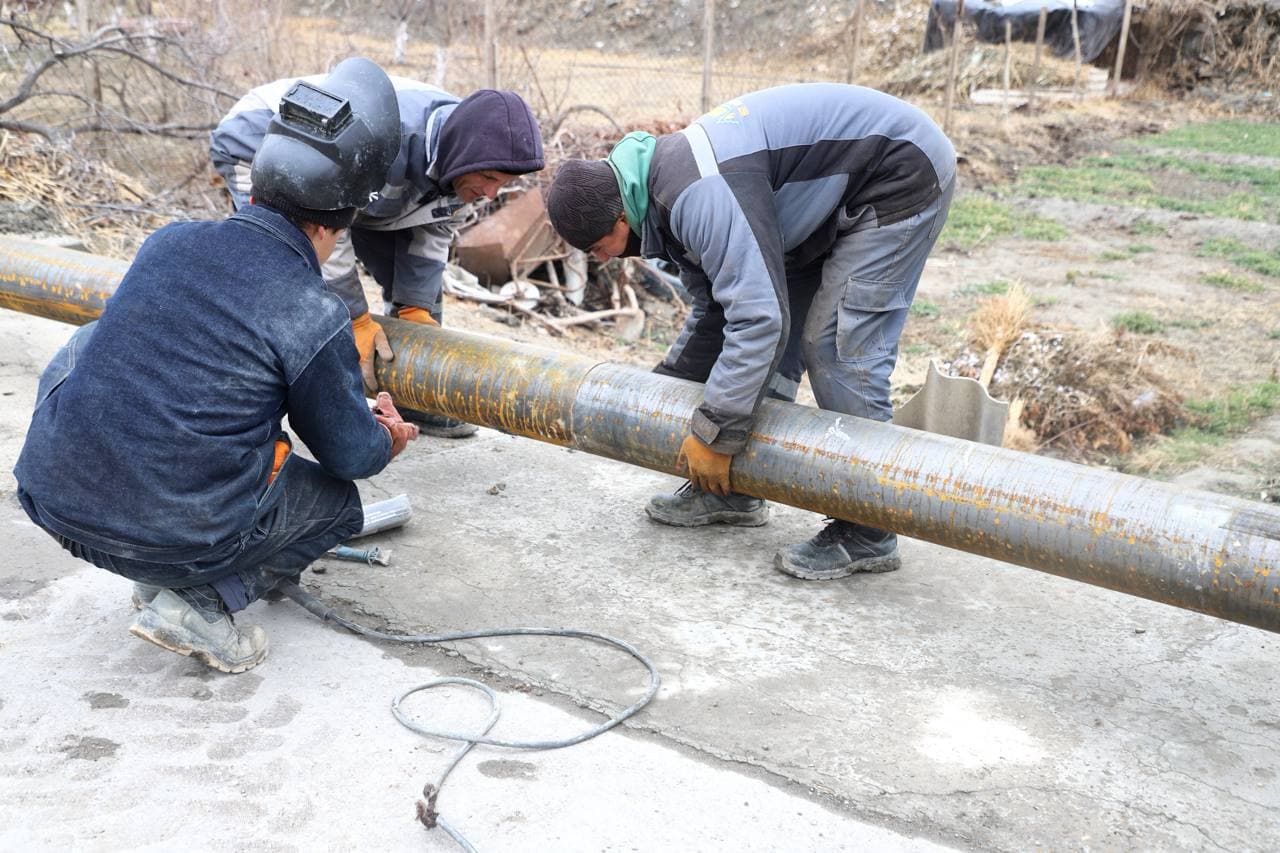 Buxoro tumani: mingdan ortiq xonadonning “zangori olov” taʼminoti yaxshilanmoqda