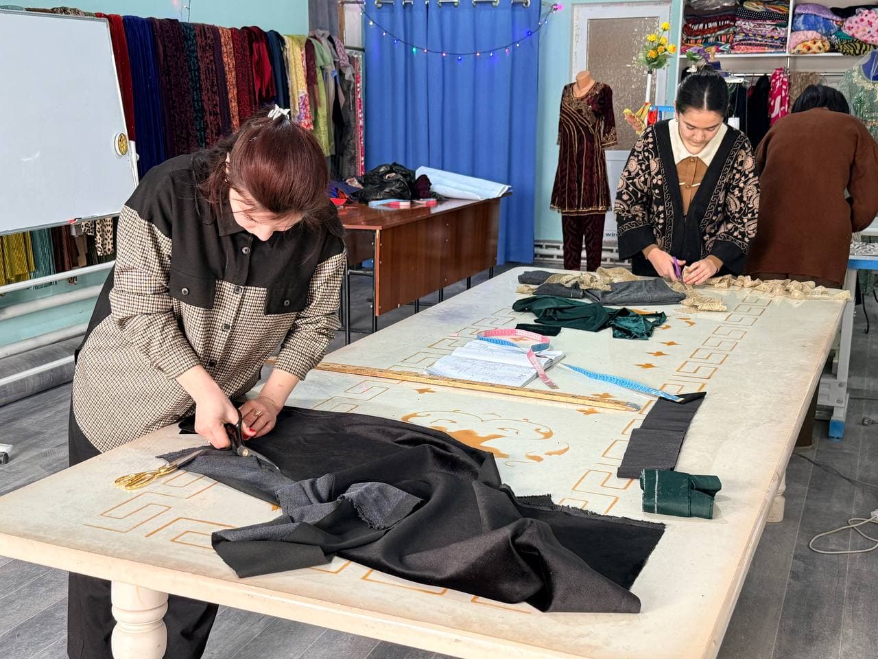 Peshku: “Yangibozor”da “Gulhayo atelye” ish koʻlamini kengaytirmoqda