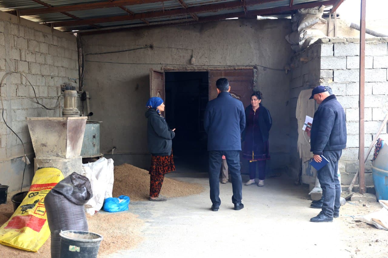 Ғиждувон: ижтимоий “оғир” маҳаллаларда “Янги Ўзбекистон” қиёфасини шакллантириш ишлари изчил бормоқда