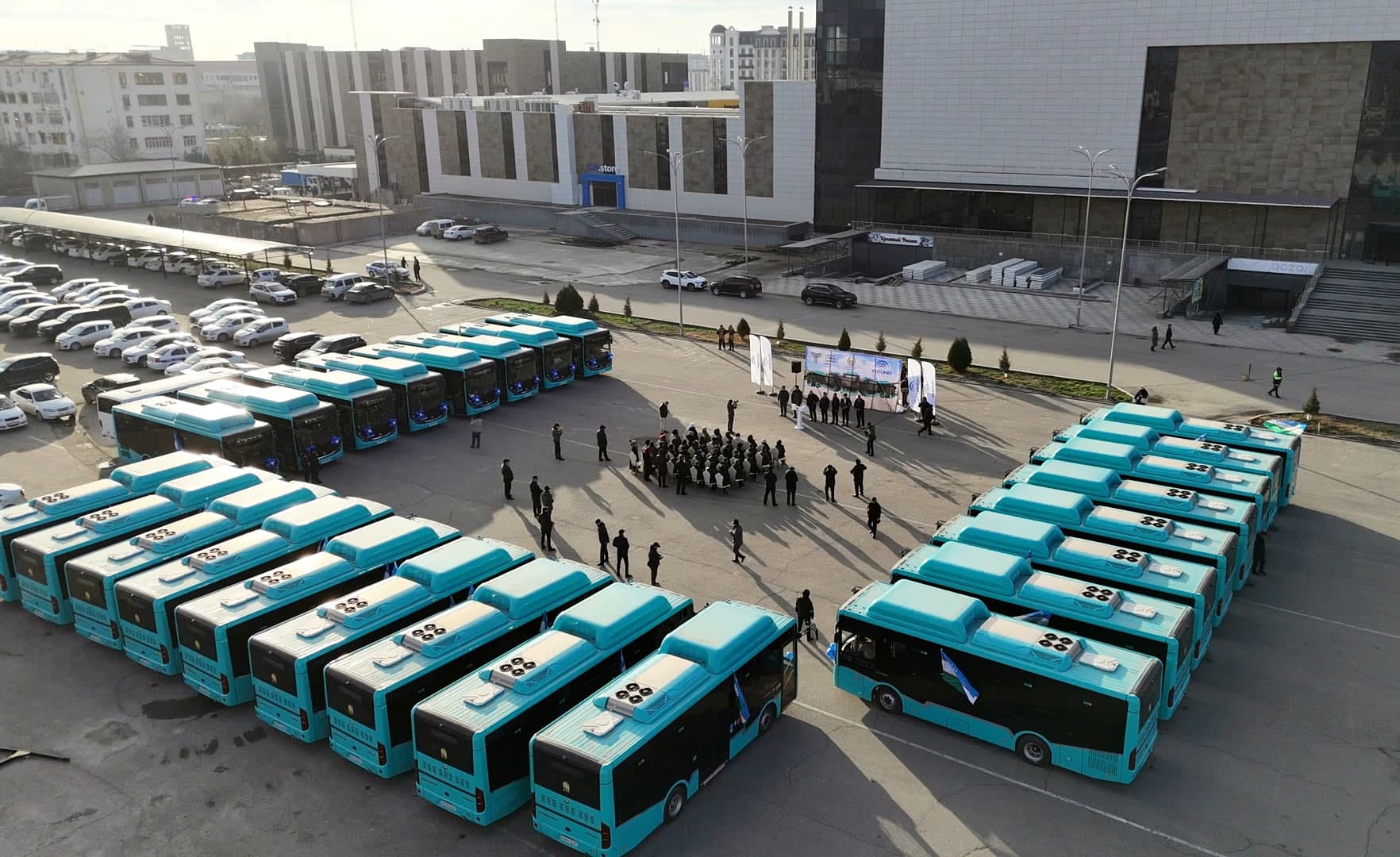 Бухорога яна 25 дона замонавий автобус олиб келинди