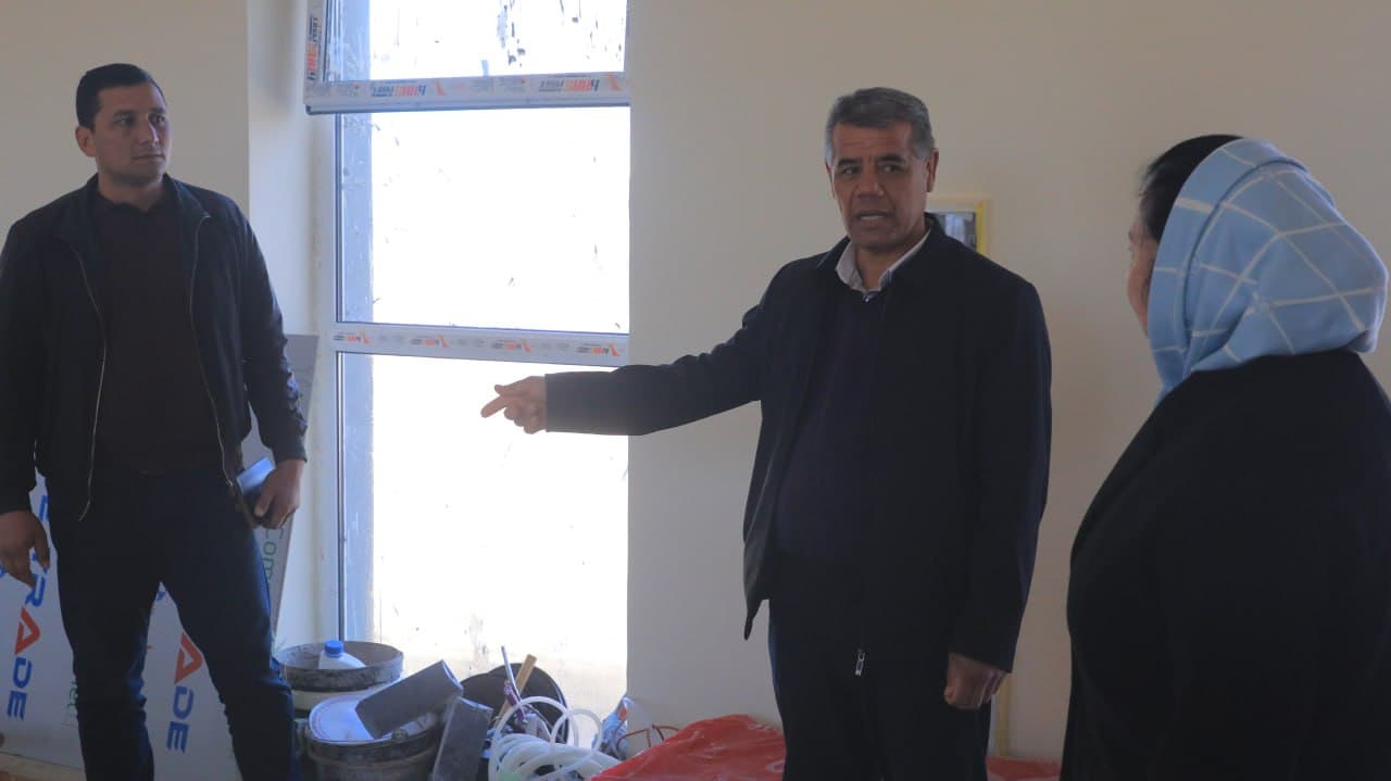 Olot: “Muxtor” mahallasida zamonaviy kutubxona qad rostlamoqda