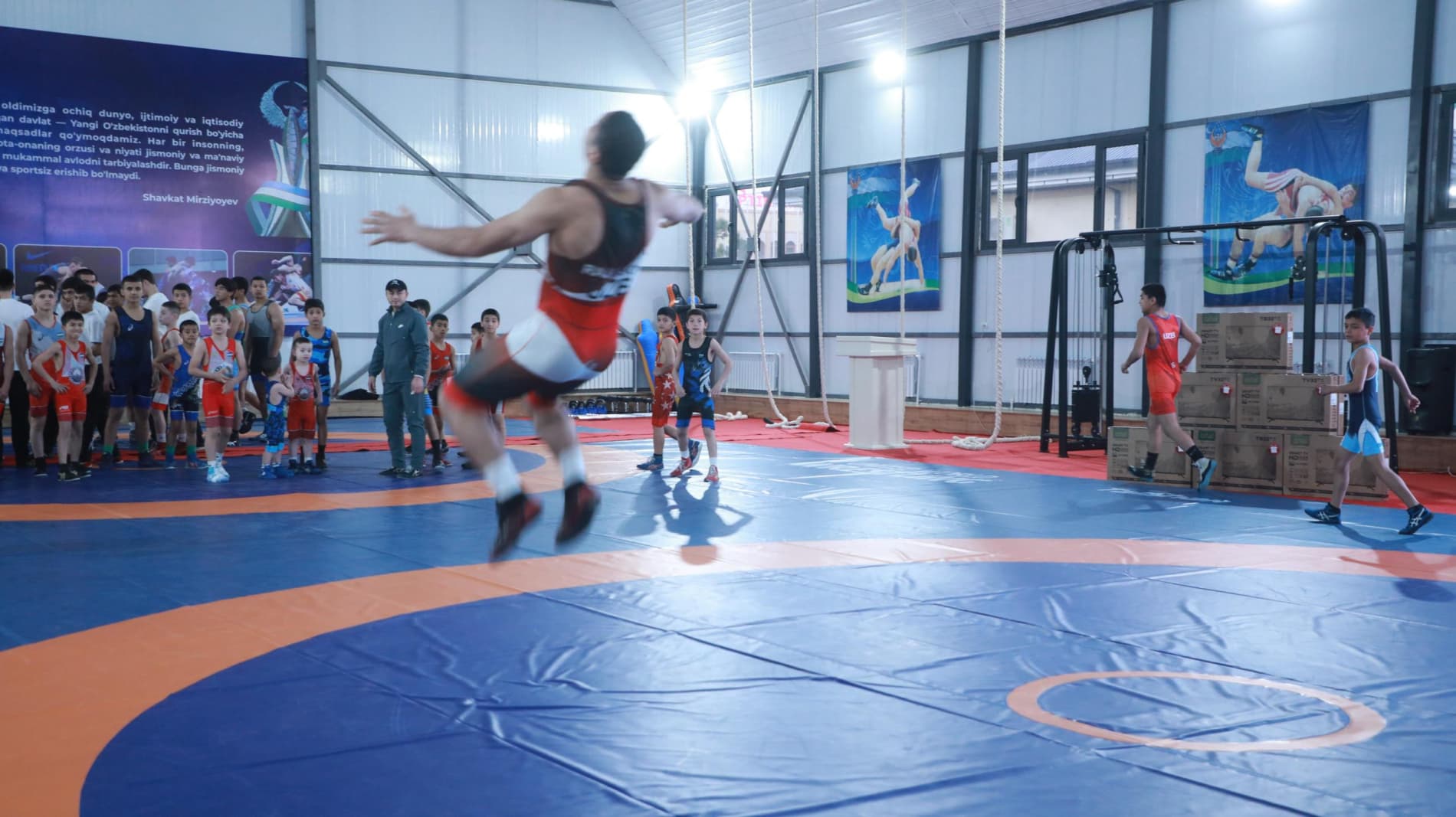 Бухорода замонавий спорт курашлари маркази фойдаланишга топширилди