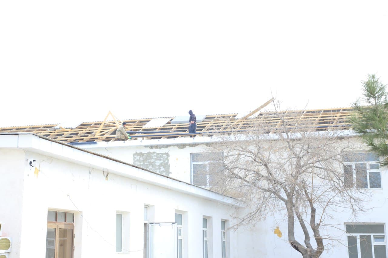 Vobkent: Hajuvon, Soʻfidehqon, Koʻlxatib va boshqa mahallalardagi maktab va bogʻchalarda qurilish-taʼmirlash ishlari avjida