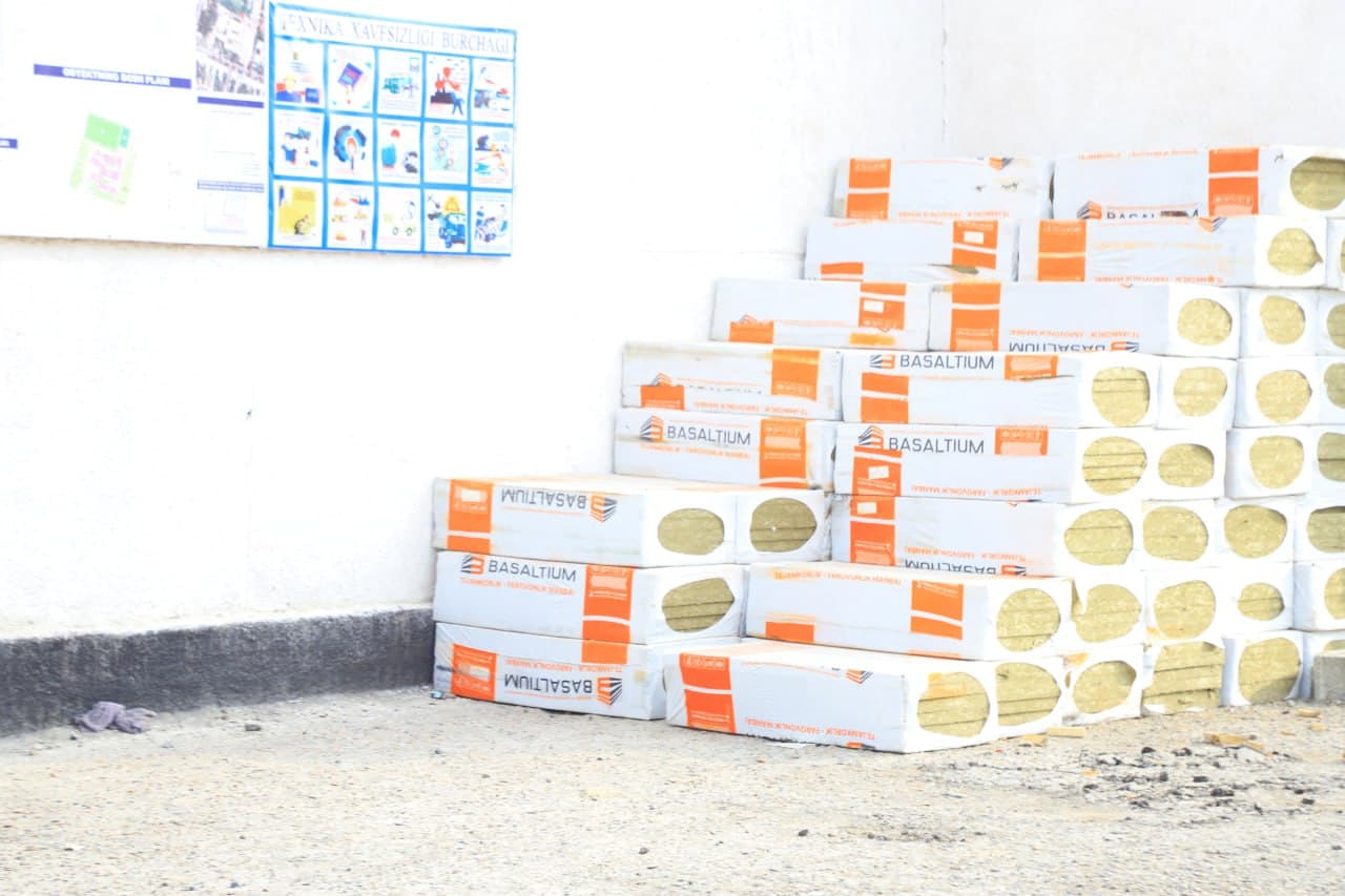 Vobkent: Hajuvon, Soʻfidehqon, Koʻlxatib va boshqa mahallalardagi maktab va bogʻchalarda qurilish-taʼmirlash ishlari avjida