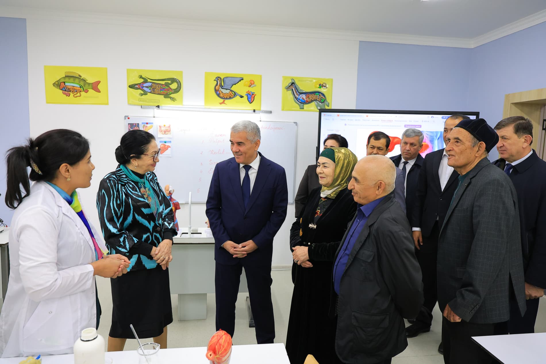 Buxoroda Abu Ali ibn Sino nomidagi ixtisoslashtirilgan maktab filiali ochildi