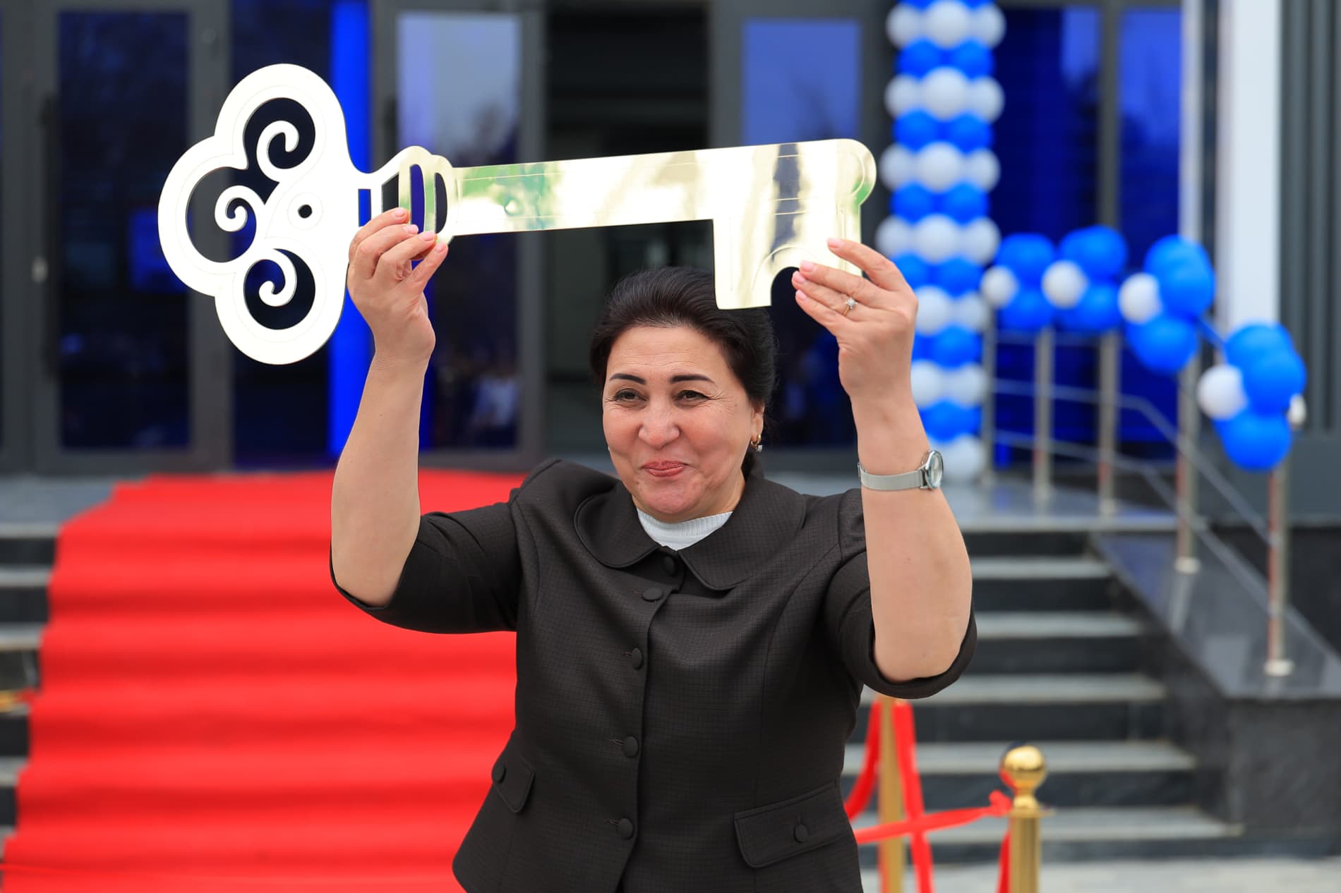 Buxoroda Abu Ali ibn Sino nomidagi ixtisoslashtirilgan maktab filiali ochildi