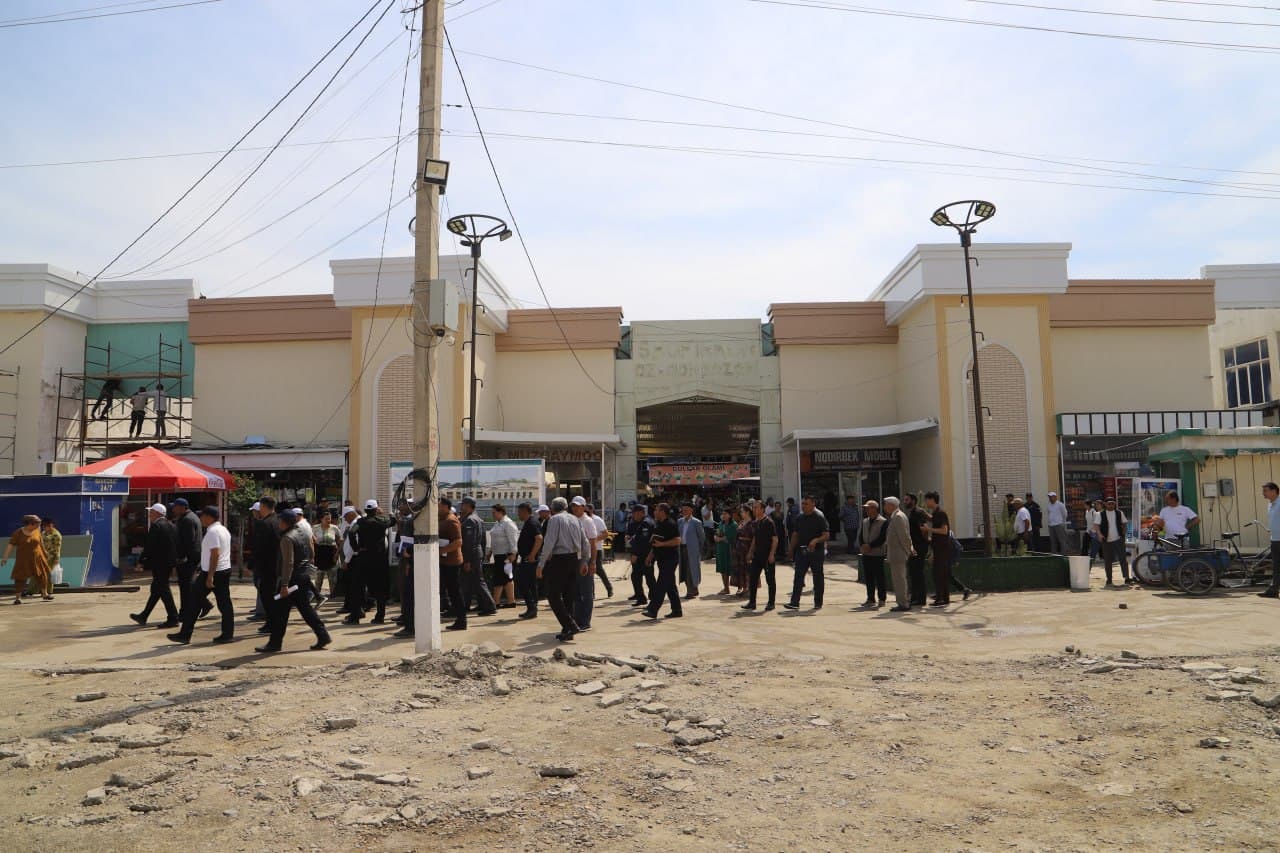 Шофиркон деҳқон ва буюм бозори янги қиёфага кирмоқда