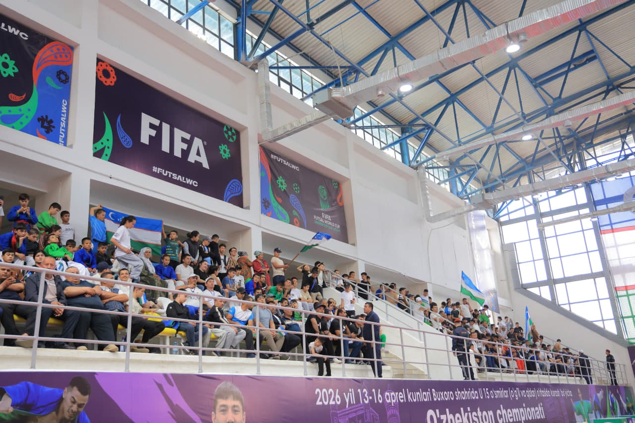 Бухорода кураш бўйича U-15 ўсмирлар (ўғил ва қиз болалар) ўртасида Ўзбекистон чемпионати ўтказилмоқда