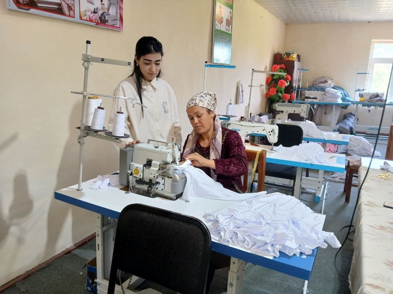 Peshku: chevar Salomat Hayitova sexida 8 nafar ayolni ish bilan ta’minlamoqda