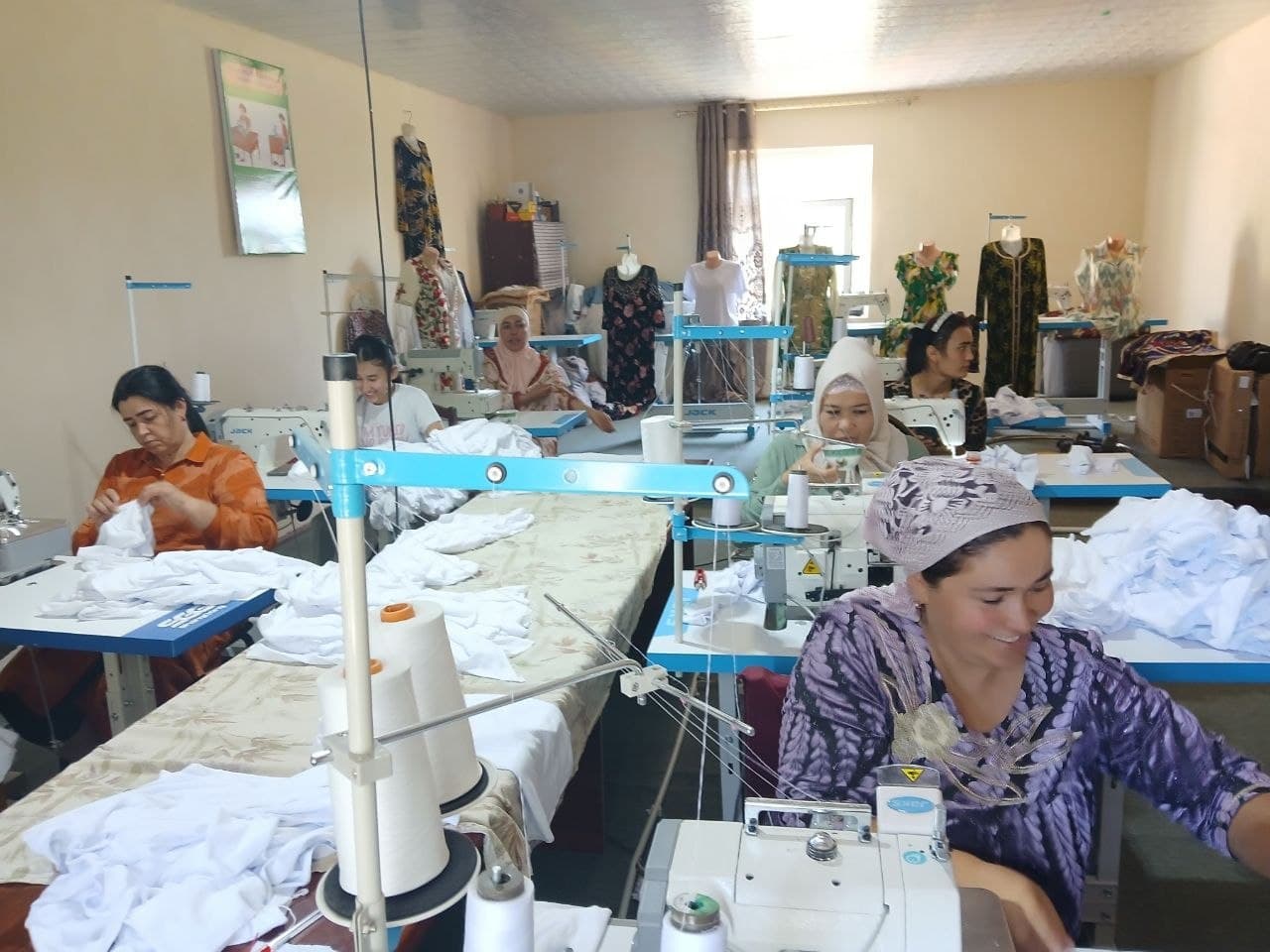 Peshku: chevar Salomat Hayitova sexida 8 nafar ayolni ish bilan ta’minlamoqda