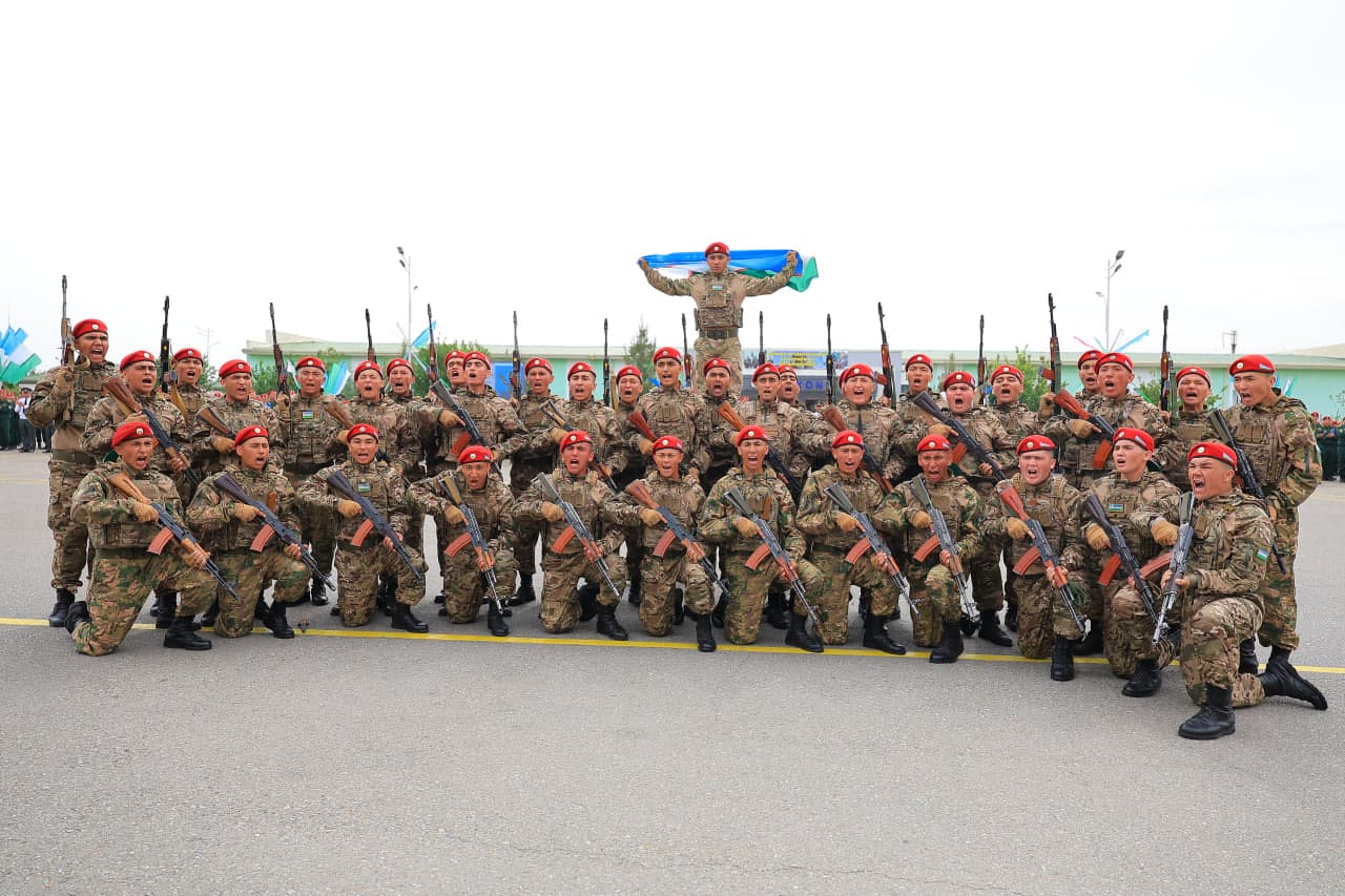 Buxoroda ham yosh askarlar qasamyod qabul qildi
