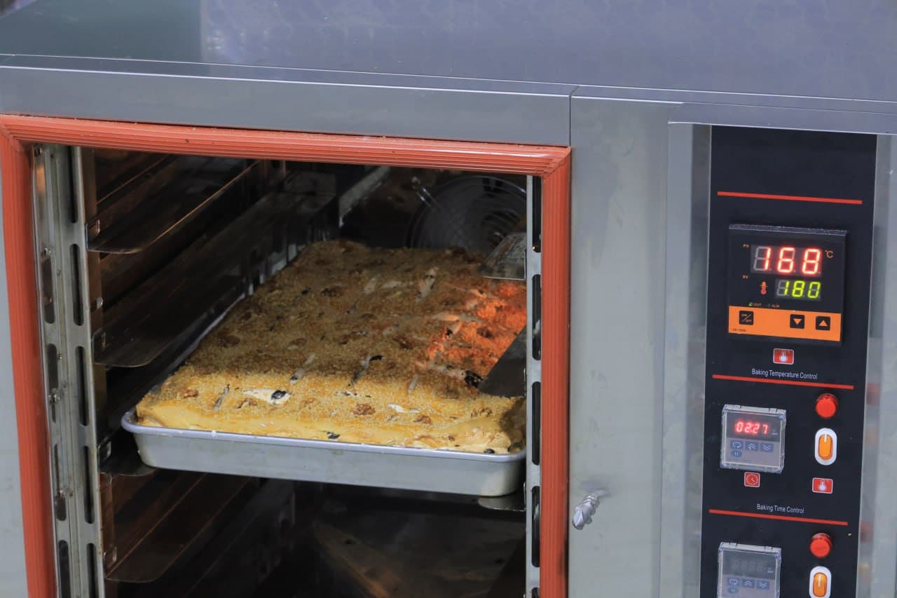 Kogon: “O‘zbekiston” mahallasida Shahlo Atoeva o‘z sexini ishga tushirdi