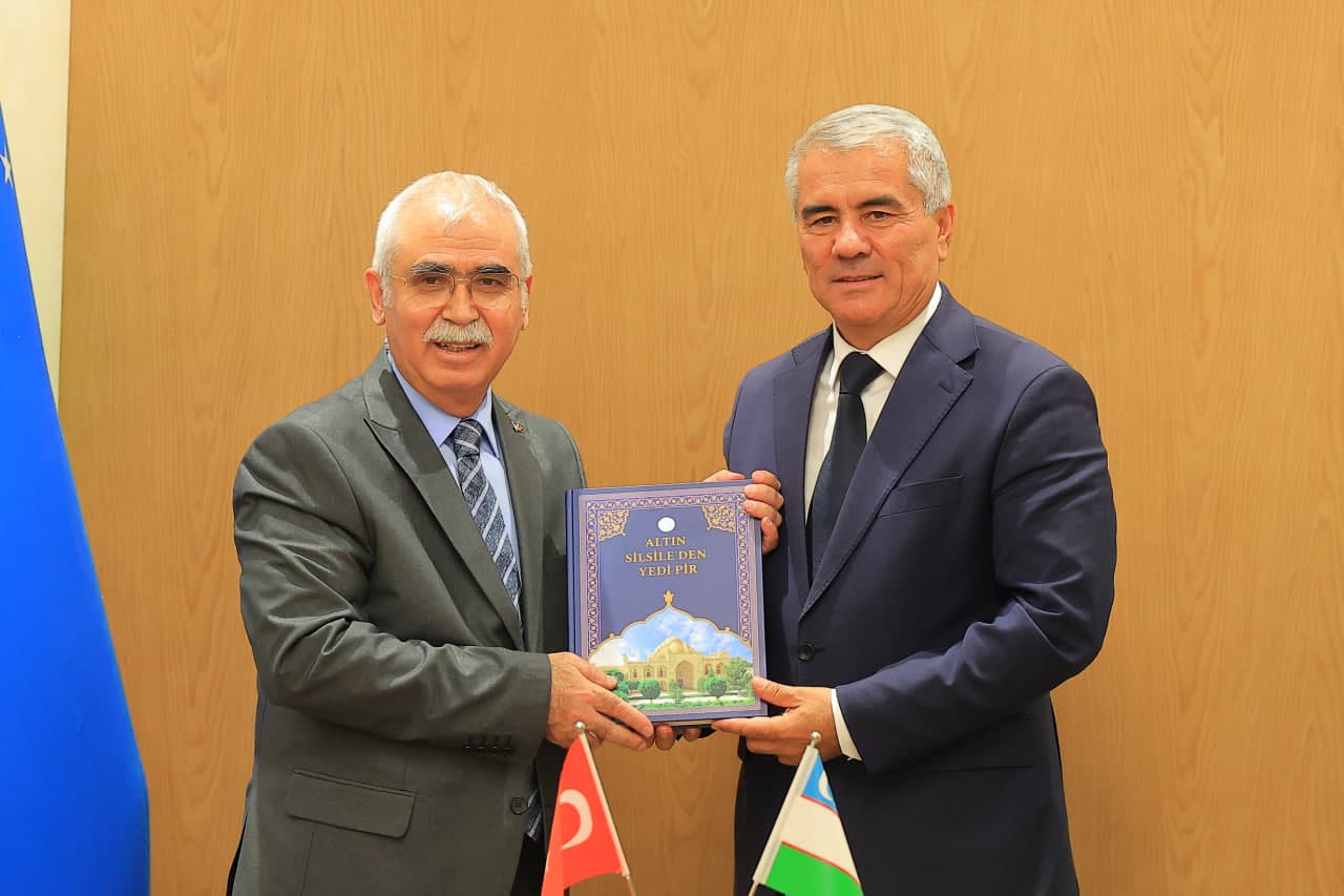 Botir Zaripov Turkiya Respublikasi Konstitutsiyaviy sudi prezidenti Qodir Oʻzkaya bilan uchrashdi