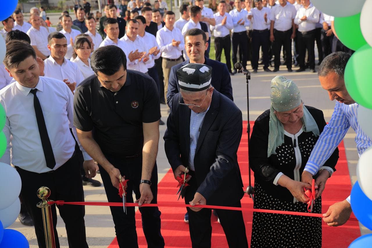 Шофиркон: “Yoshlar markazi” замонавий иншооти фойдаланишга топширилди