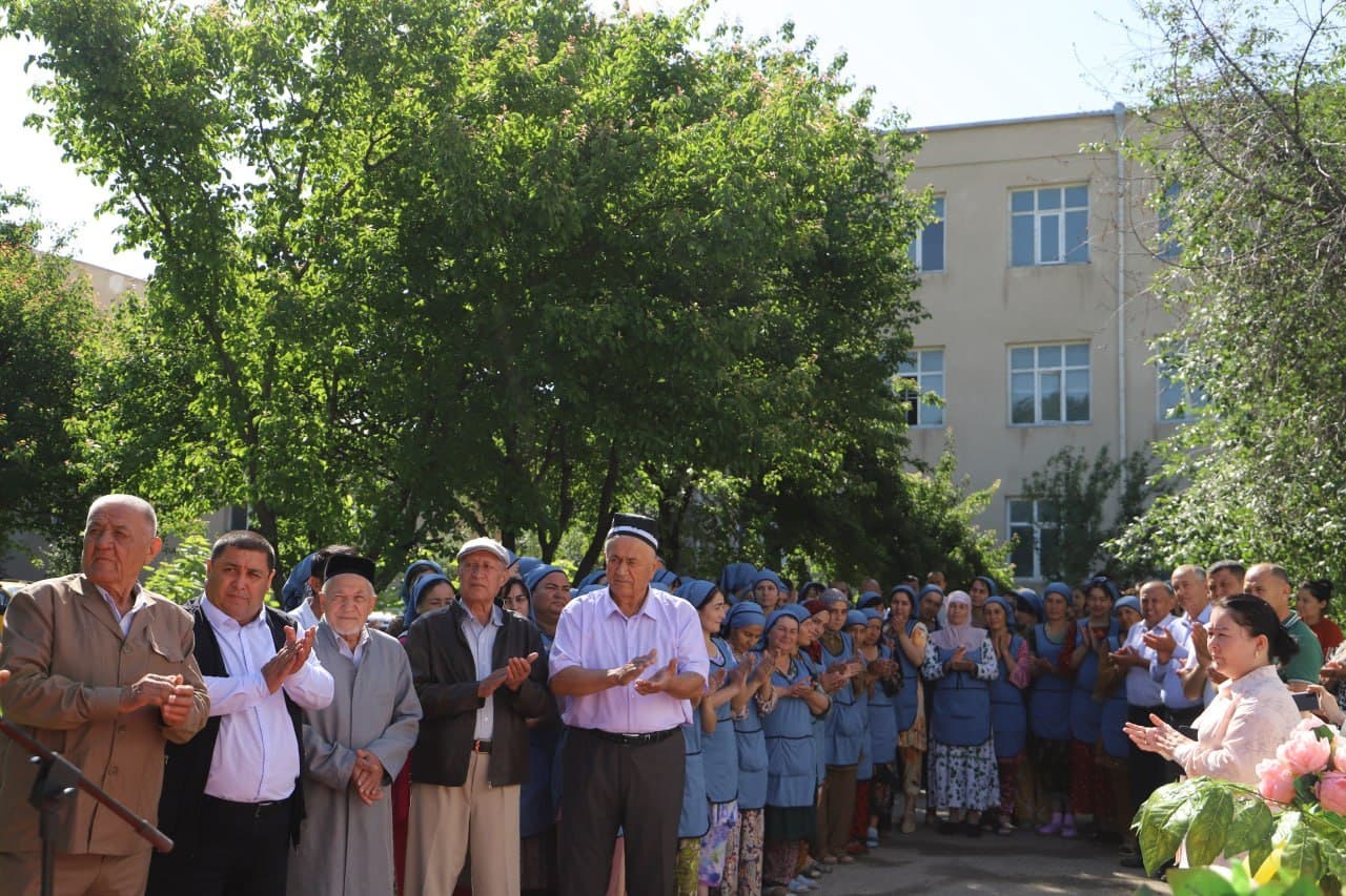 Shofirkon: “Iskogare”da dual ta’lim asosida 200 nafar xotin-qiz bandligi ta’minlanmoqda